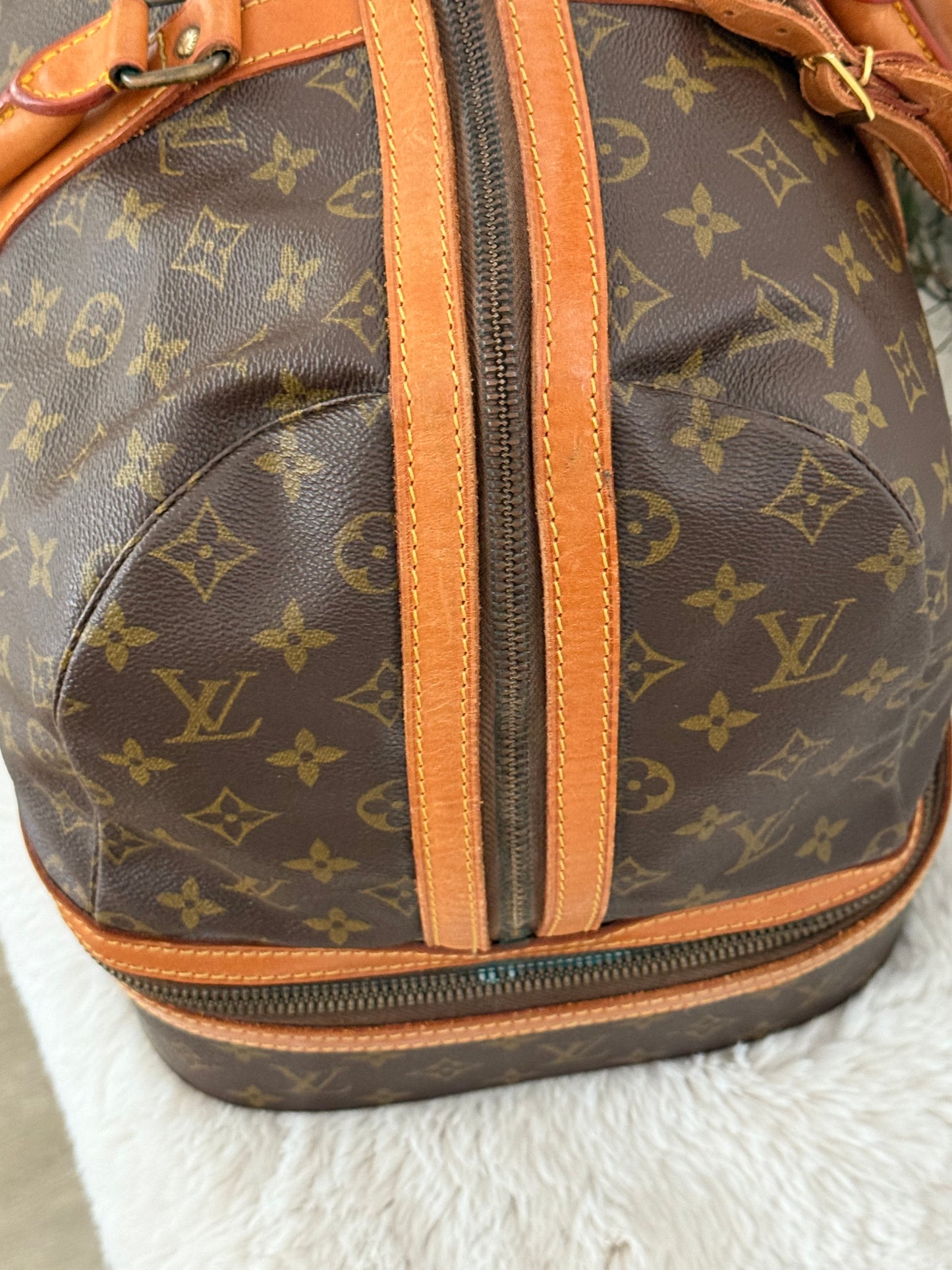 Sac Sport -๐๏ธ Year: Circa 80โs