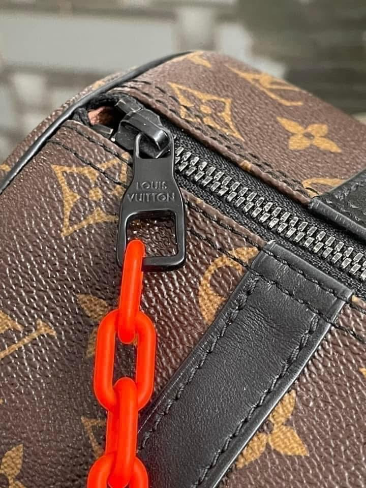 Solar Ray Papillon Monogram -Year: 2019
