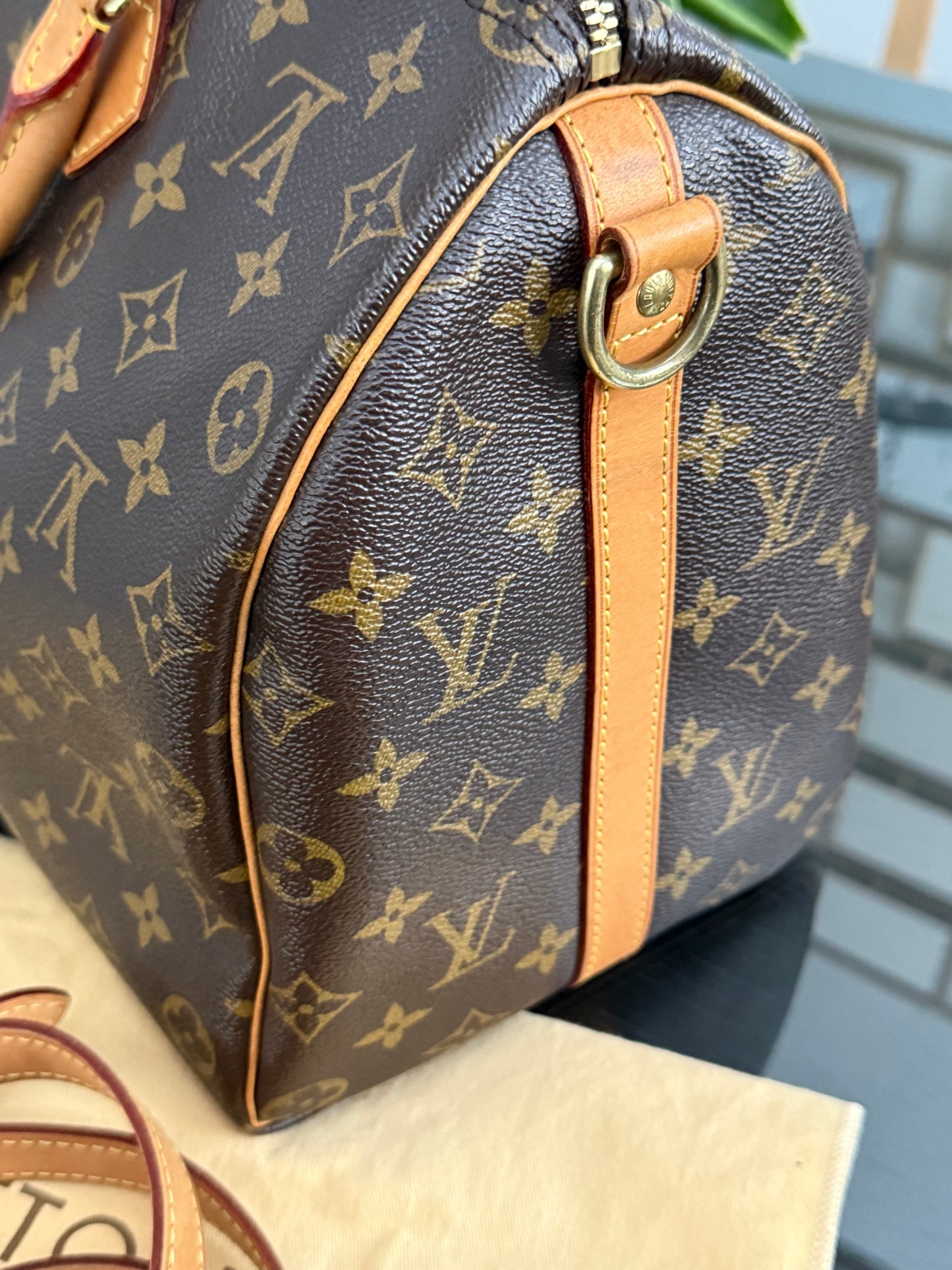 Speedy 35 Bandoulier with lock ๐key, Dustbag and handle cover - ๐
Year: 2011