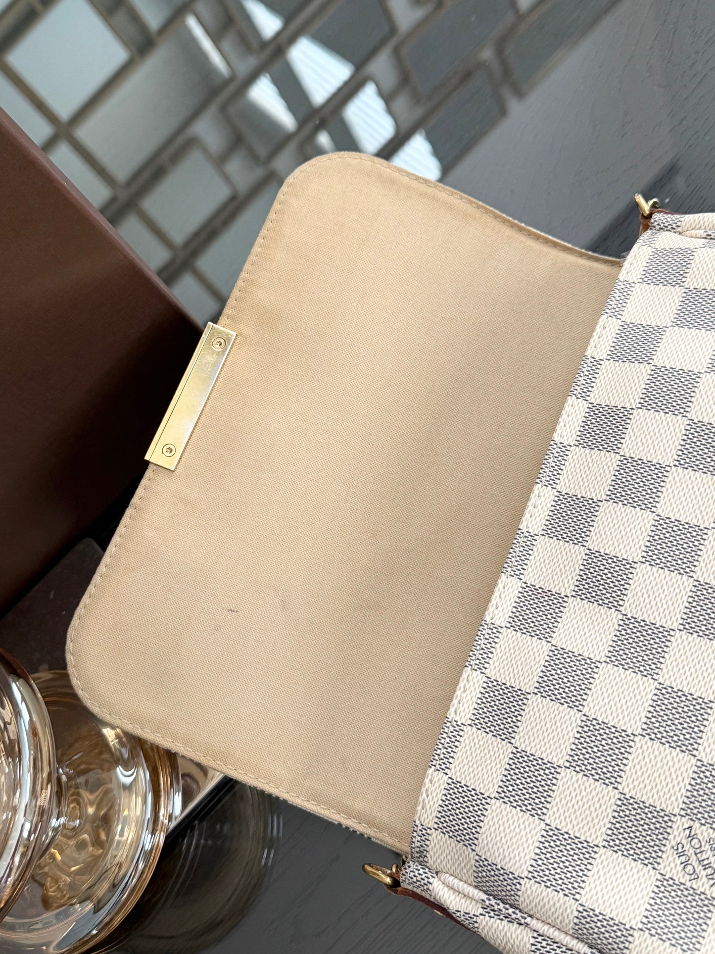 Favorite MM in Azur with Dustbag, Insert Organizer, Box and Paper bag -Year: 2015