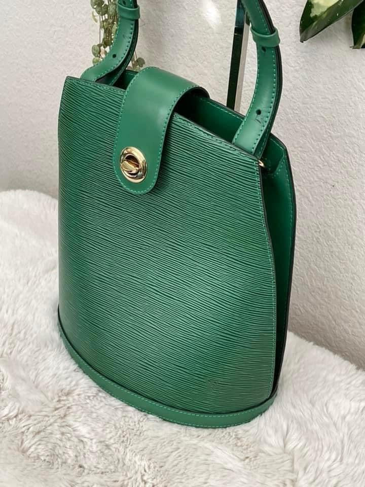 Epi Cluny in Green -Year: 1993