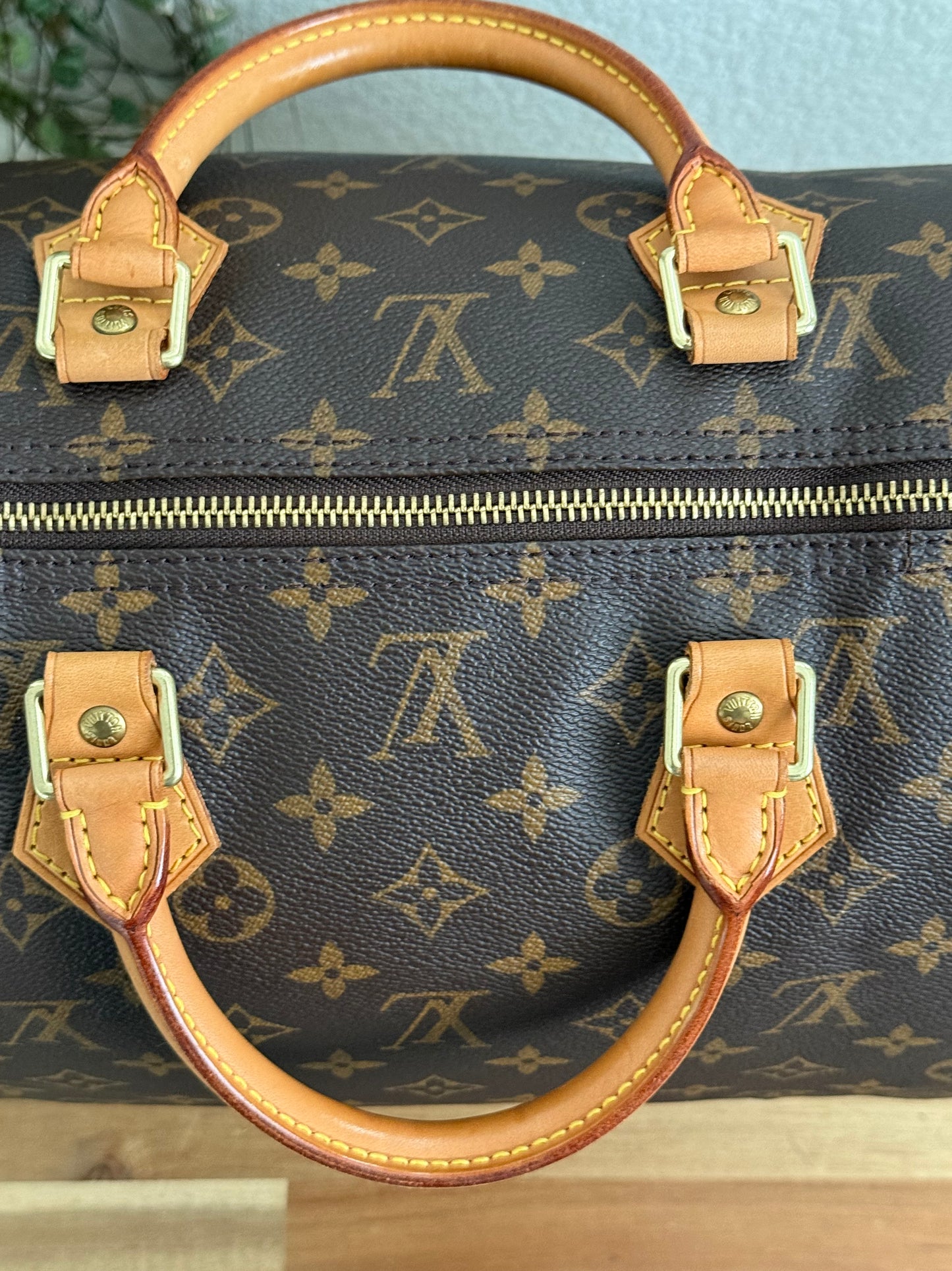 Speedy 40 - ๐
2000