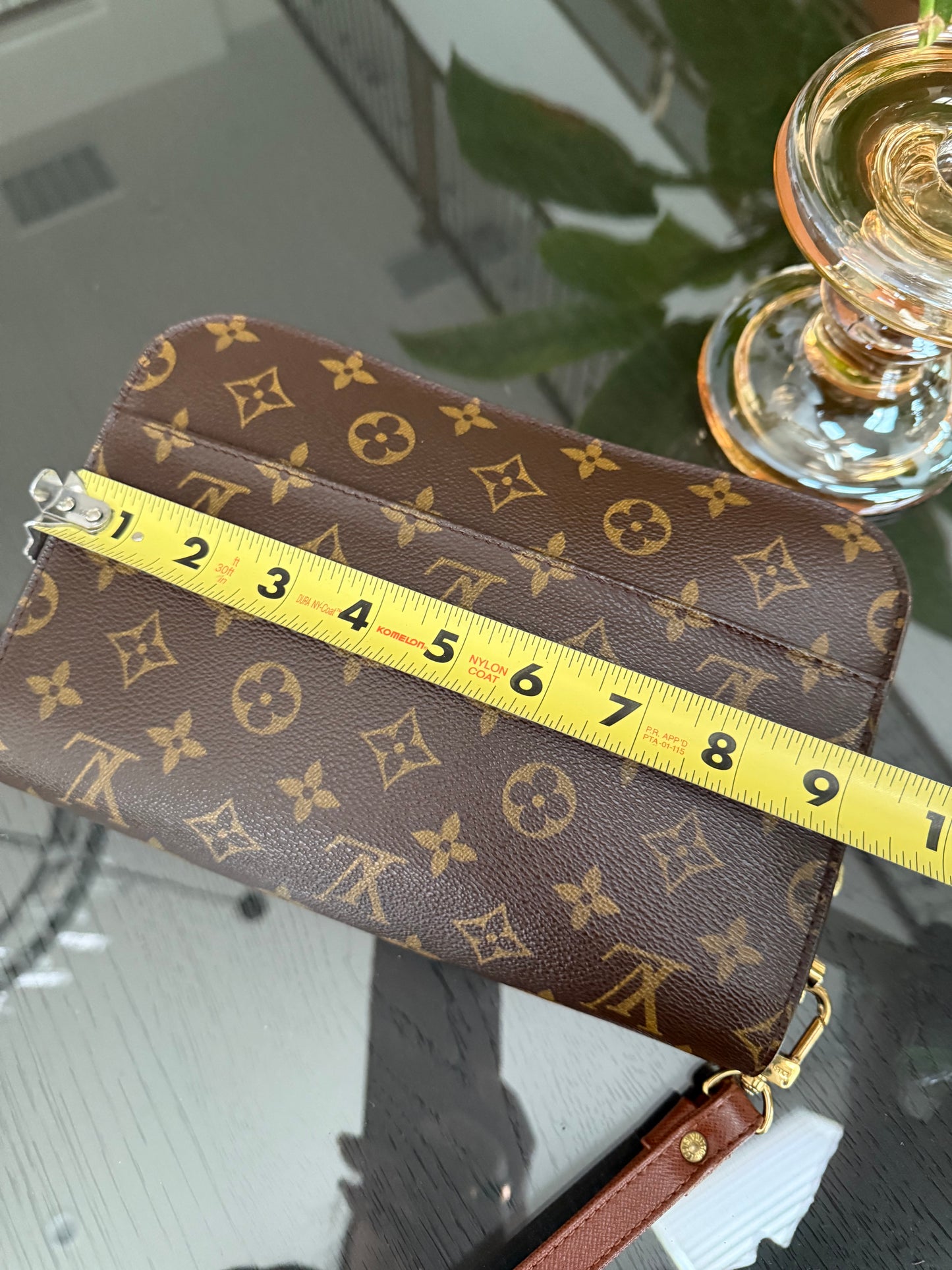 Orsay Clutch -
🗓️ Year: 2000