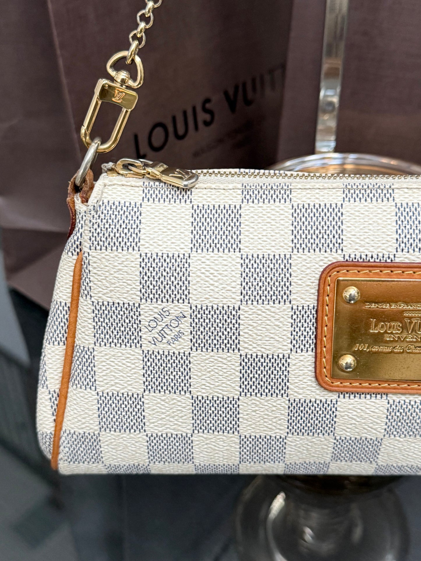 Eva Clutch in Azur with Dustbag , box and Paper bag 🗓️ Year: 2011