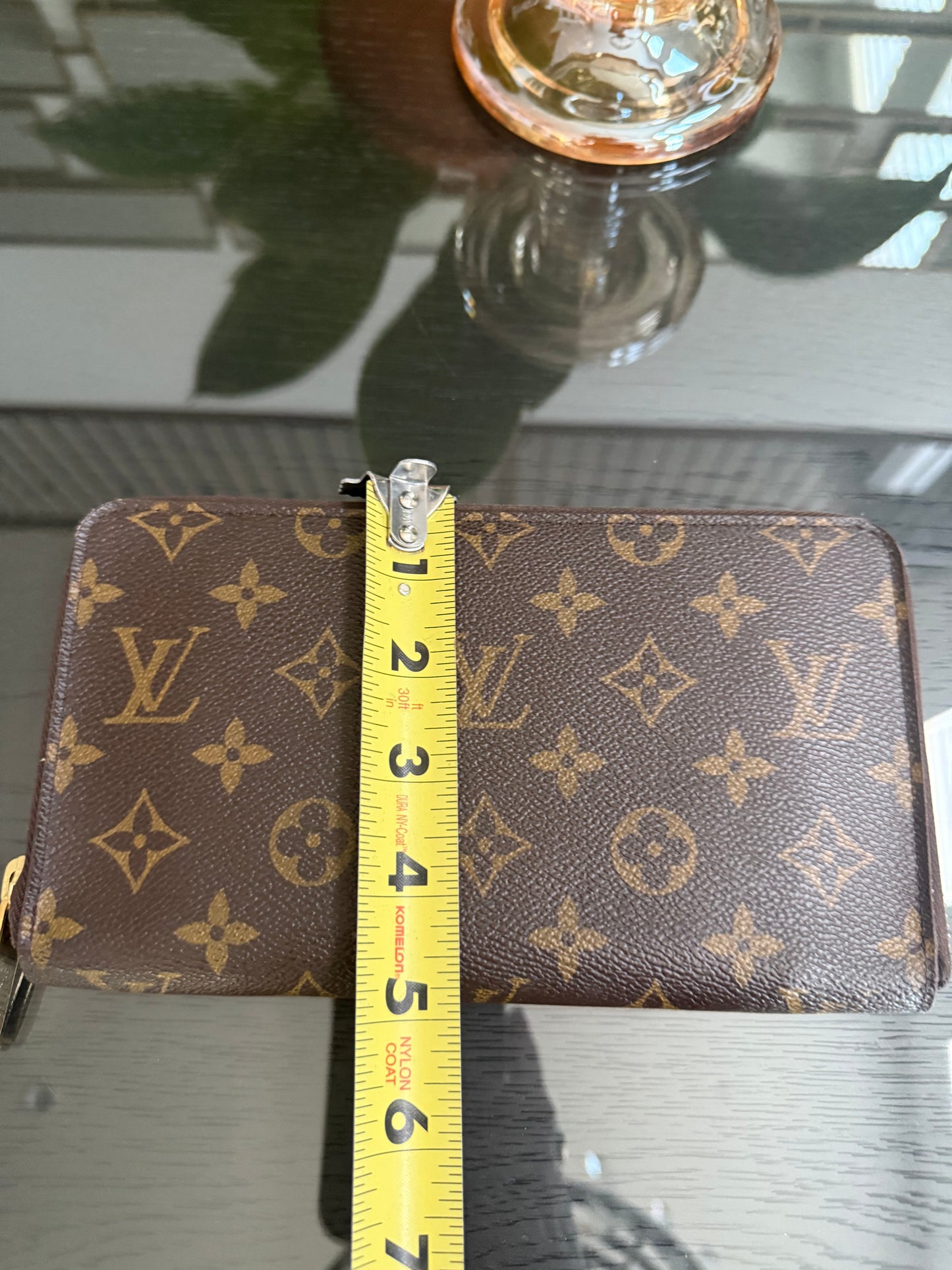 Monogram Zippy Wallet Organizer with box and Paper bag 🗓️ Year: 2017