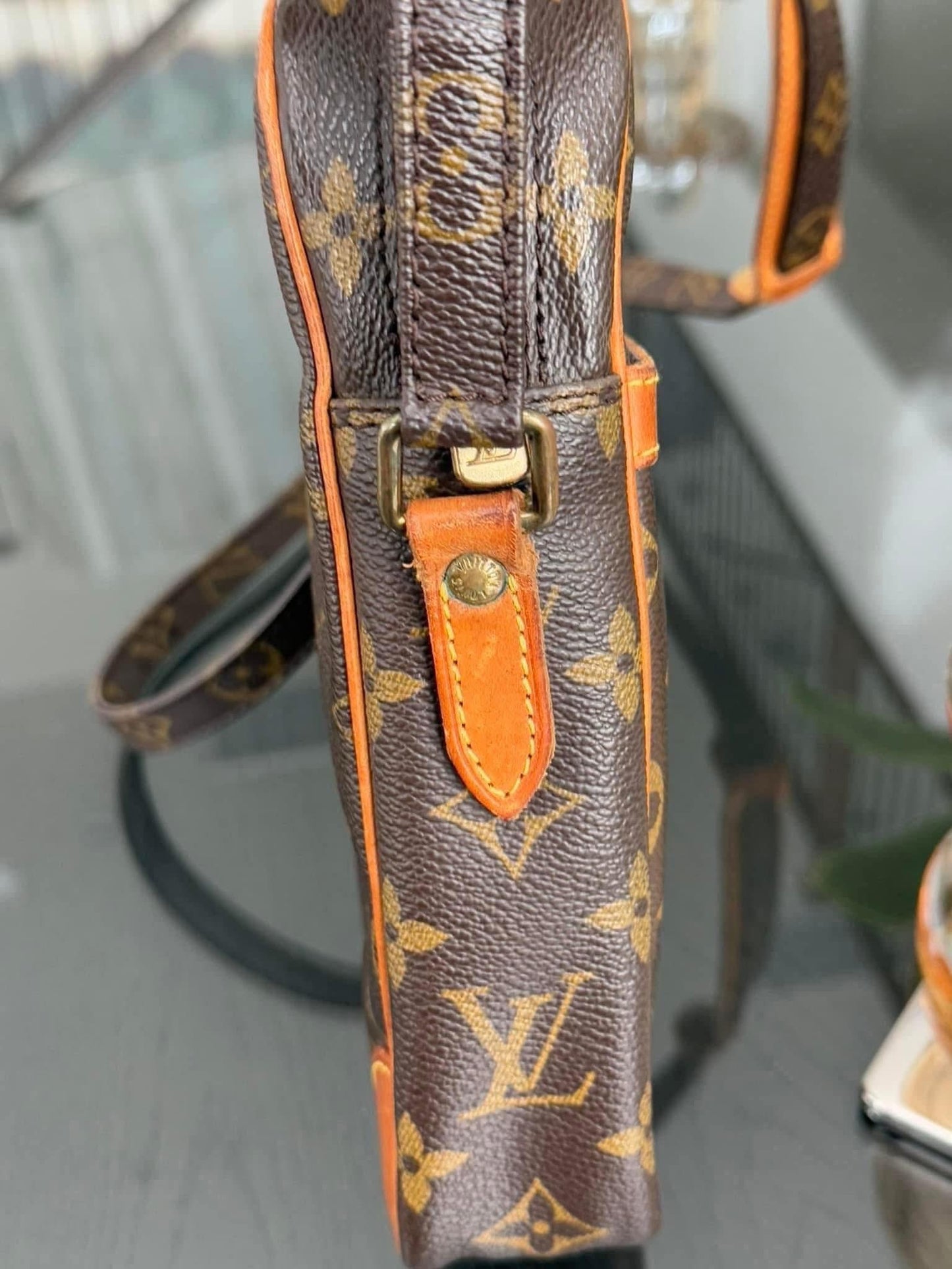 Danube PM Crossbody Bag -๐๏ธ Year: 1989