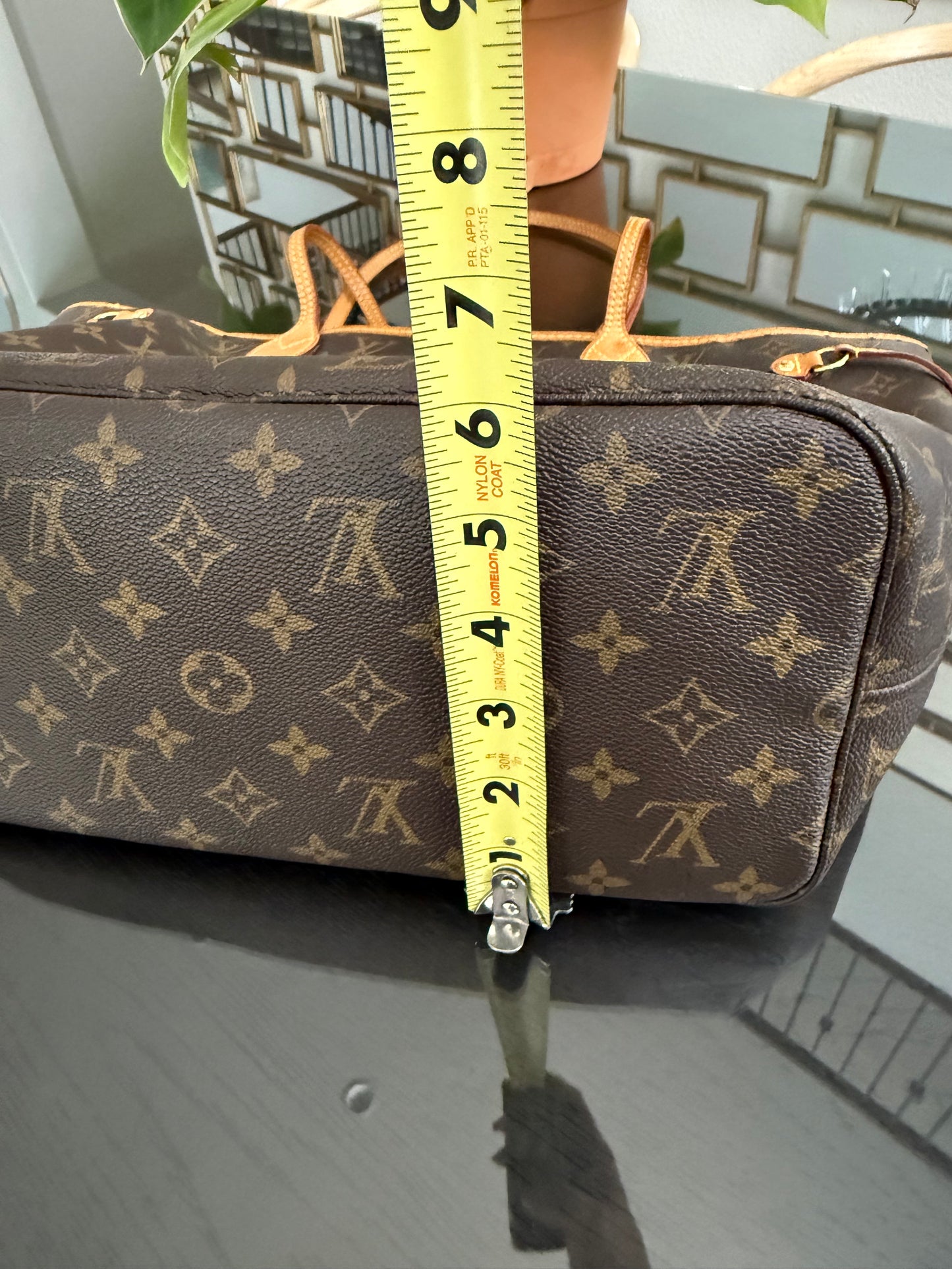 Neverfull MM with Dustbag 🗓️ Year: 2008
