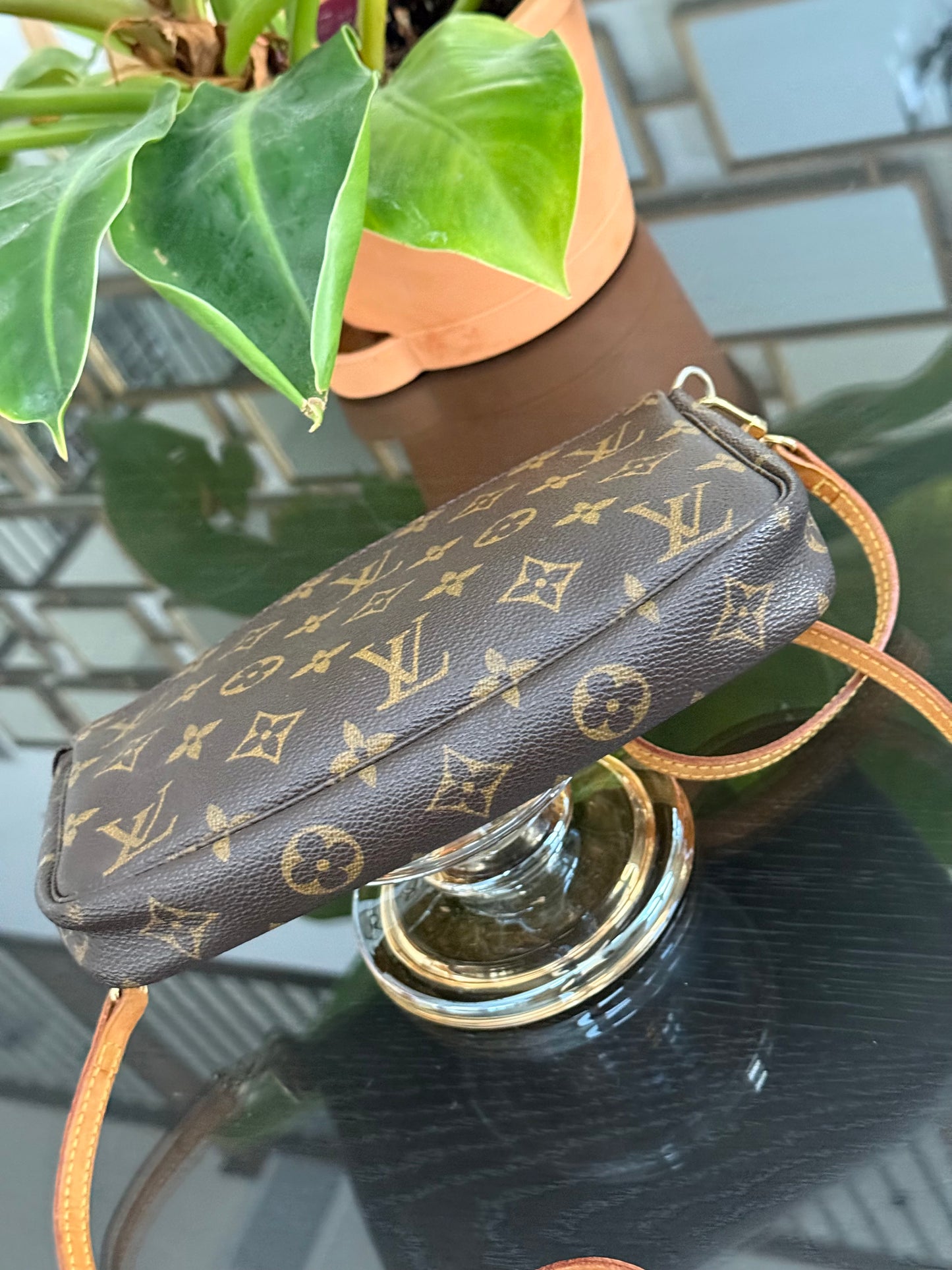 Pochette Accessories with Crossbody Strap - π
Year: 1999