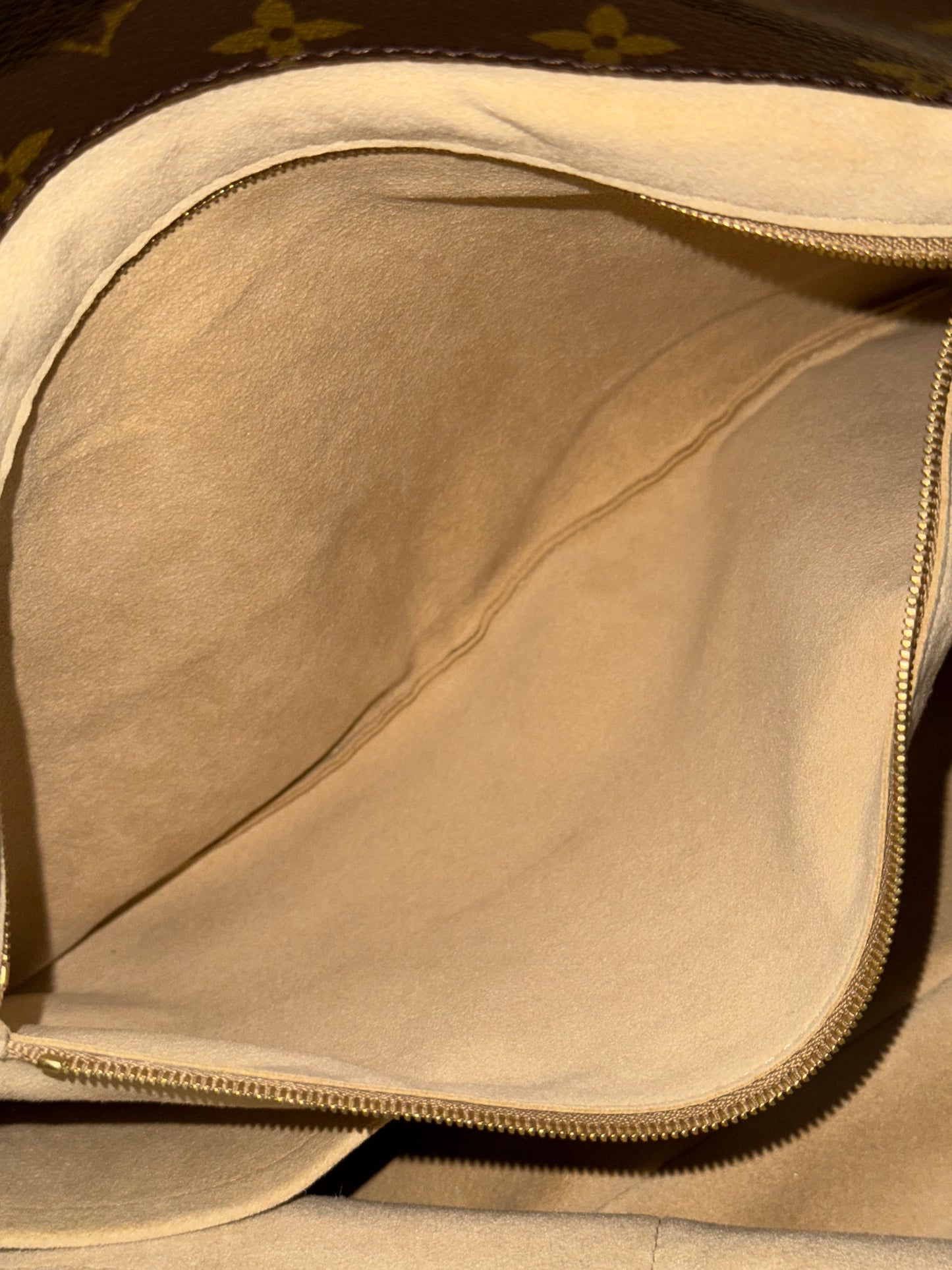 Artsy MM with Dustbag and Insert Organizer - ๐
Year: 2011