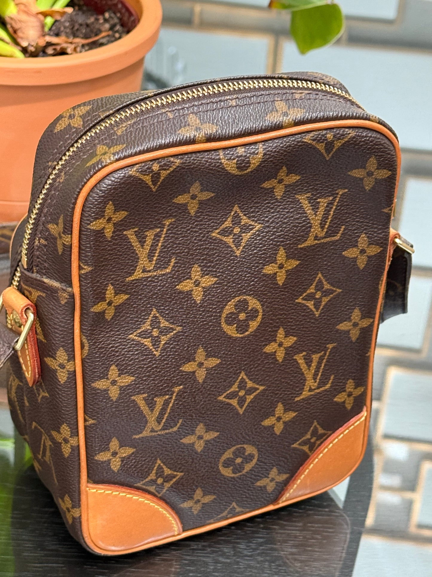 Amazon Crossbody Bag -Year: 2000