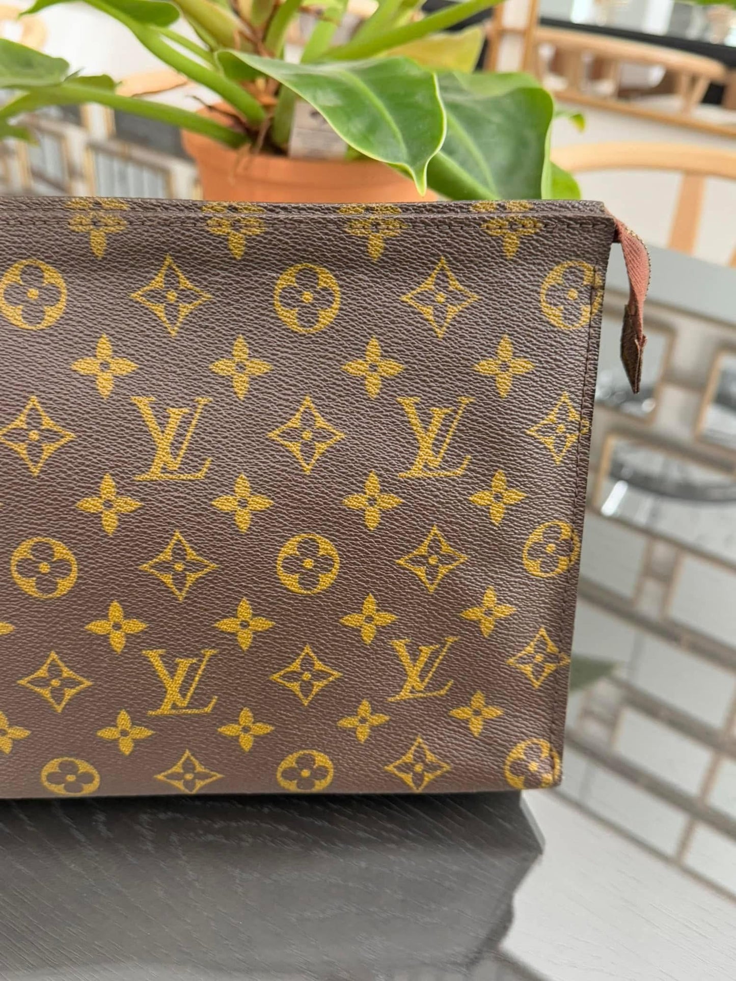 Toiletry 26 - ๐
Pre Date Code