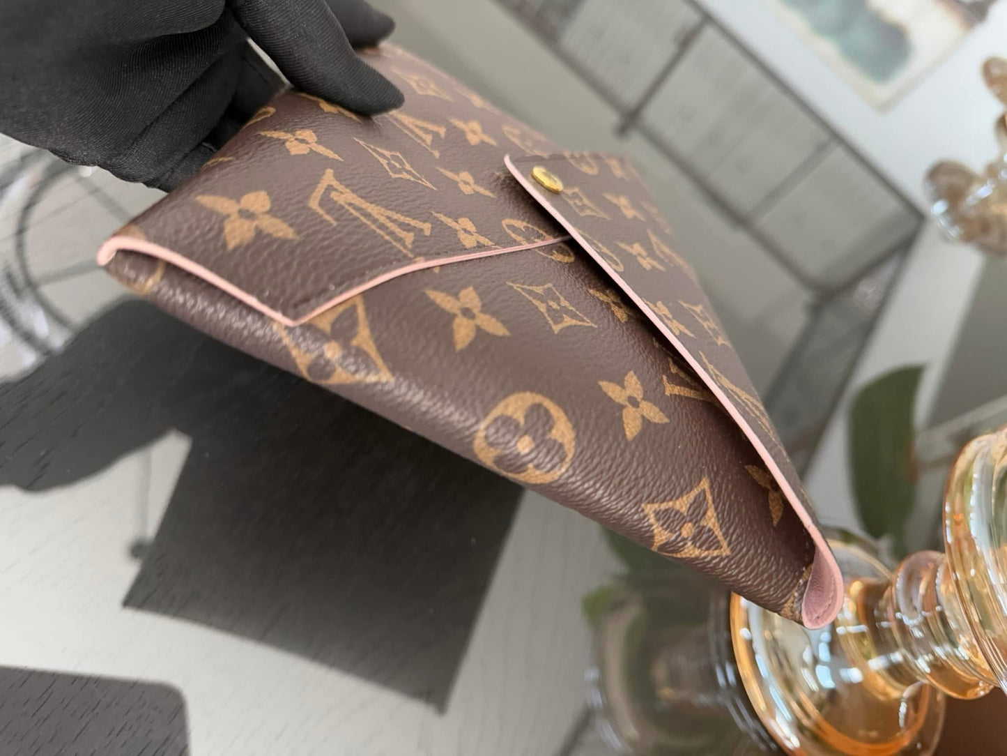 Kirigami Pouch Large - Microchip