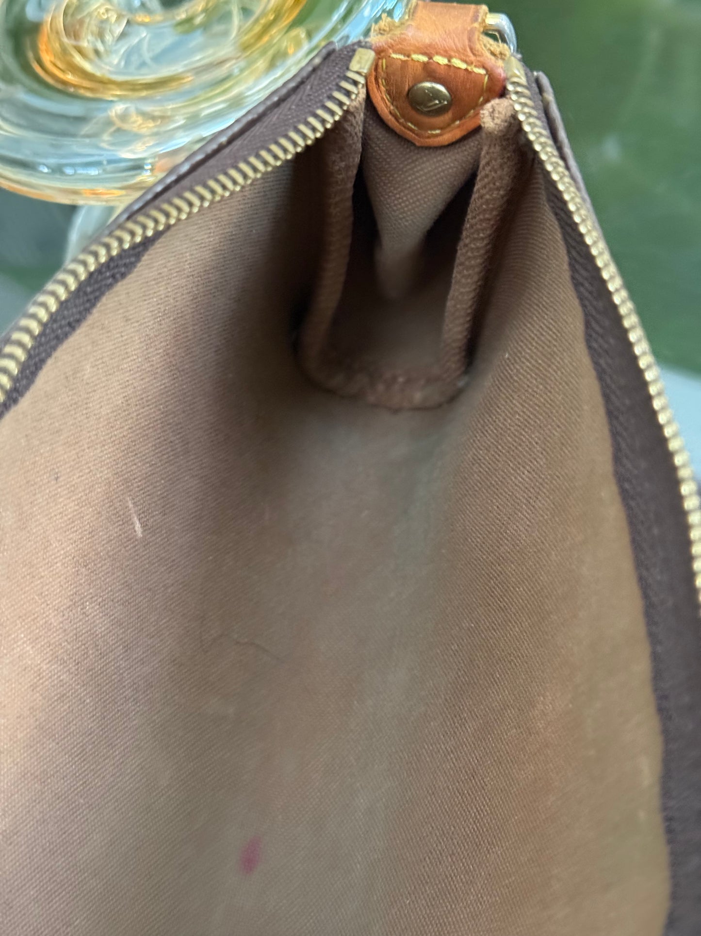 Eva Clutch with Dustbag- ๐๏ธ Year: 2015