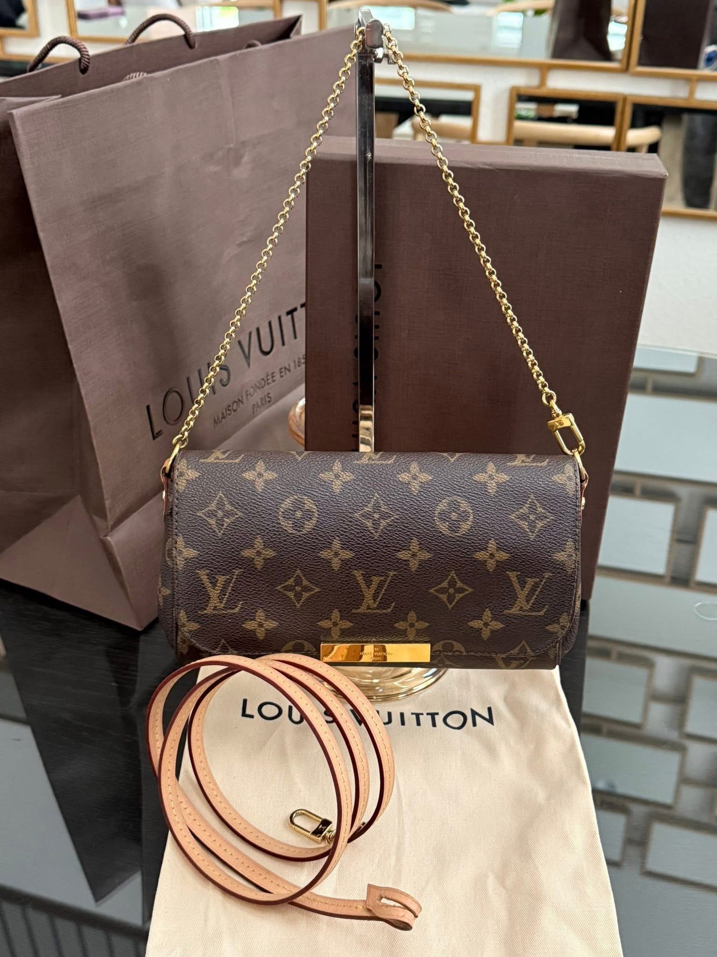 Favorite PM in Monogram with Dustbag, Box and Paper Bag -๐๏ธ Year: 2013