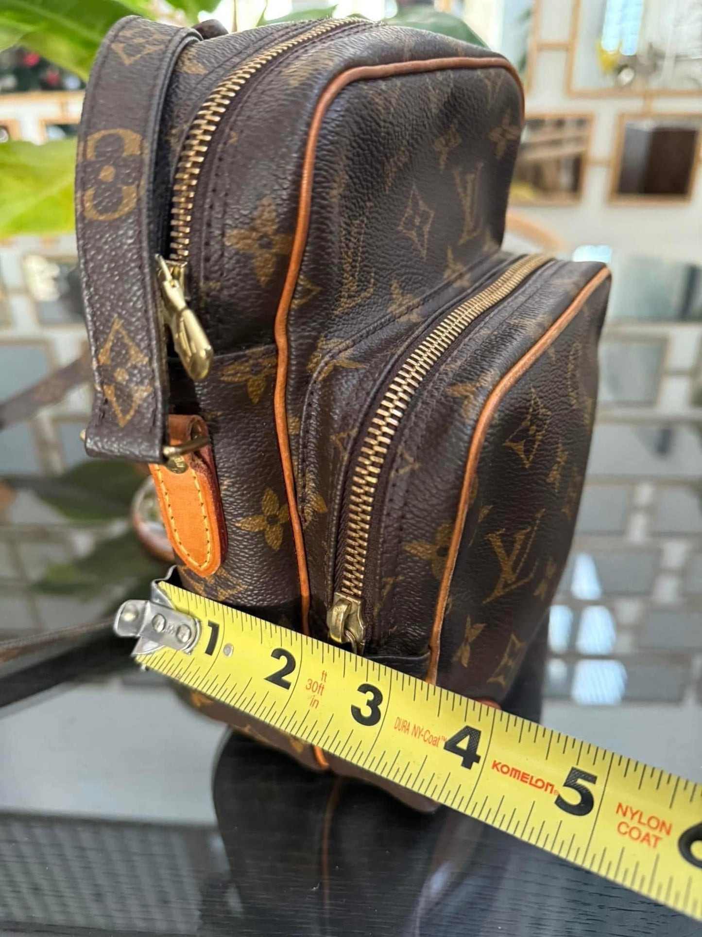Amazon Crossbody Bag -Year: 1997