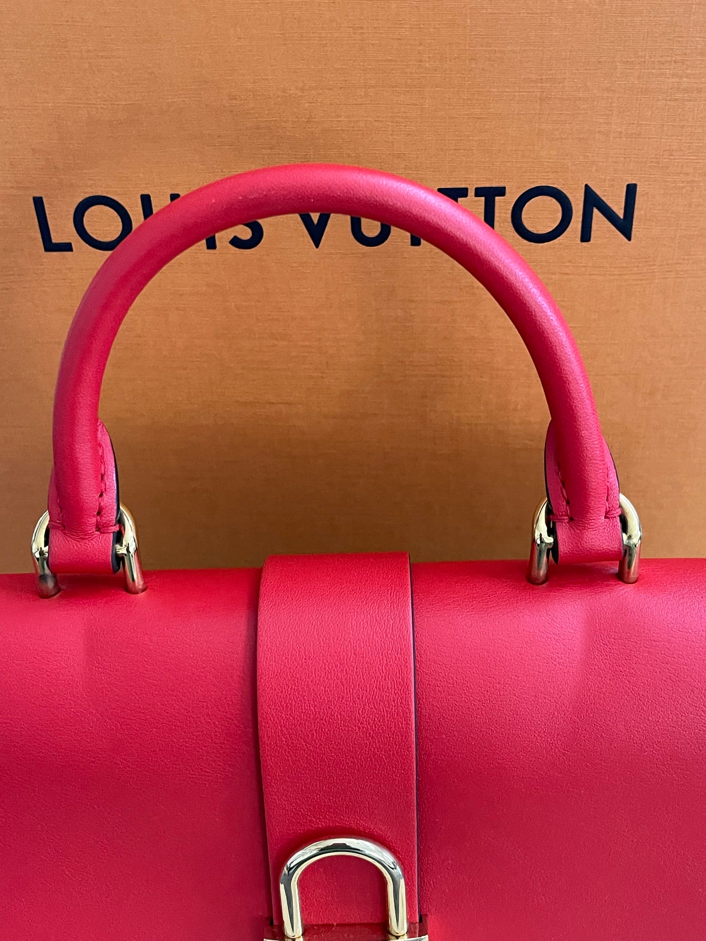 Locky BB Monogram Coquelicot (Complete Inclusions) - ๐
Year: 2019