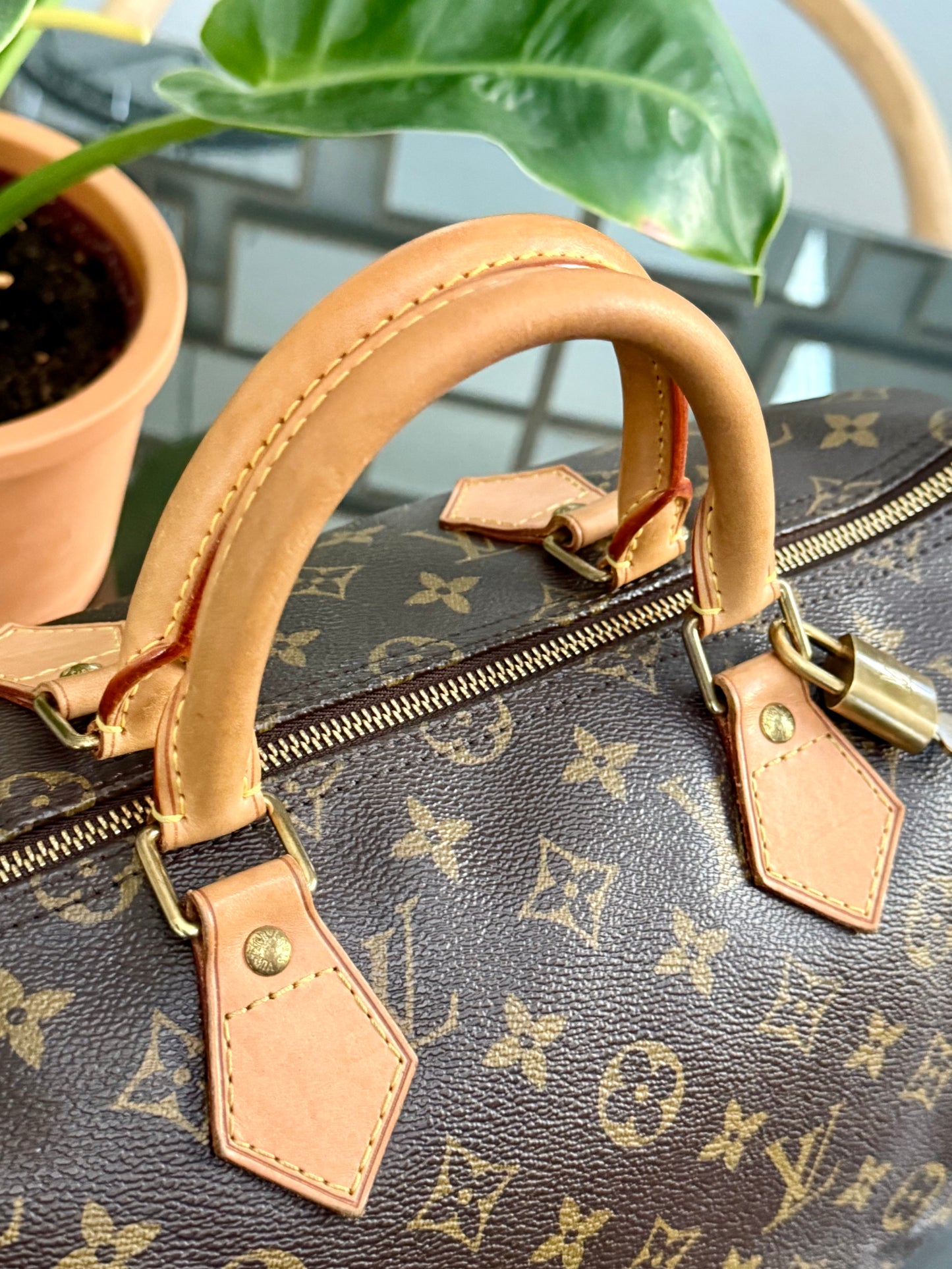 Speedy 35 with Lock π and π Key -ποΈ Year: 2011