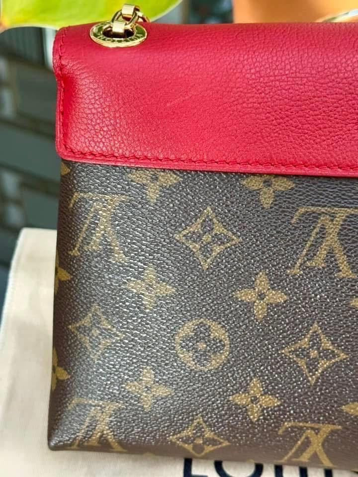 Pallas Chain in Cherry with Dustbag -๐๏ธ Year: 2015