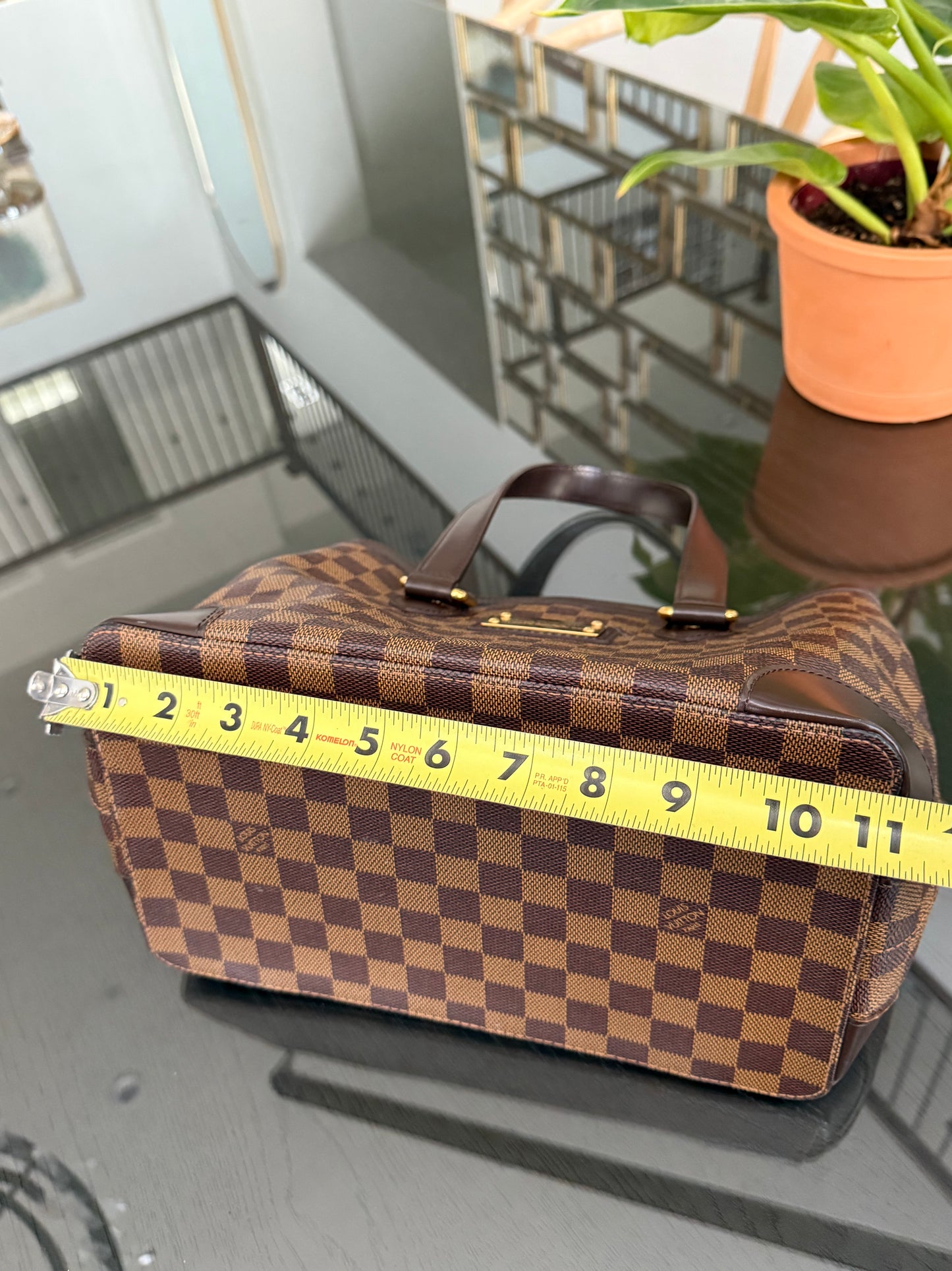 Hampstead PM in DE with Insert Organizer and Dustbag -๐๏ธ Year: 2010