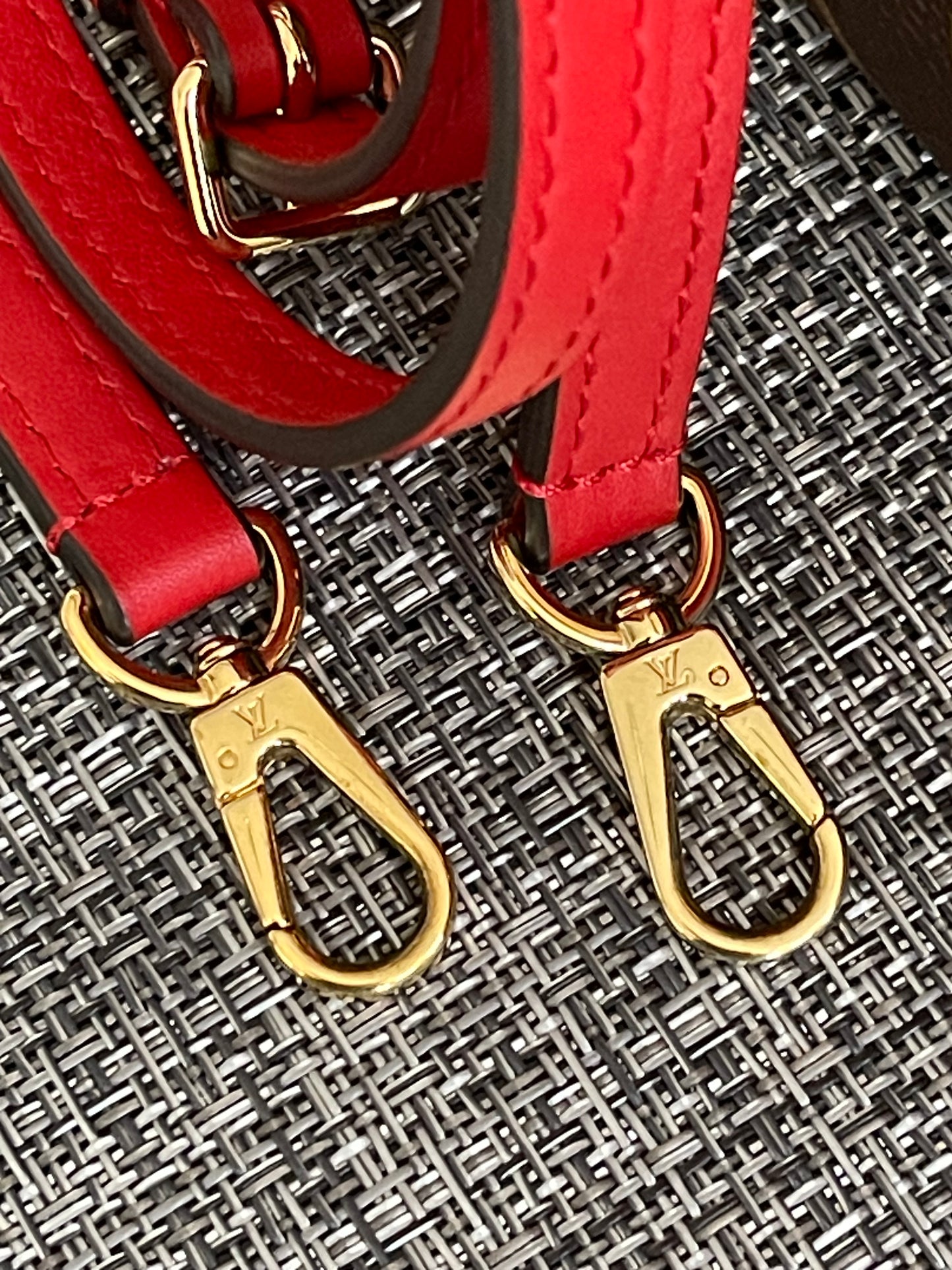 Locky BB Monogram Coquelicot (Complete Inclusions) - ๐
Year: 2019