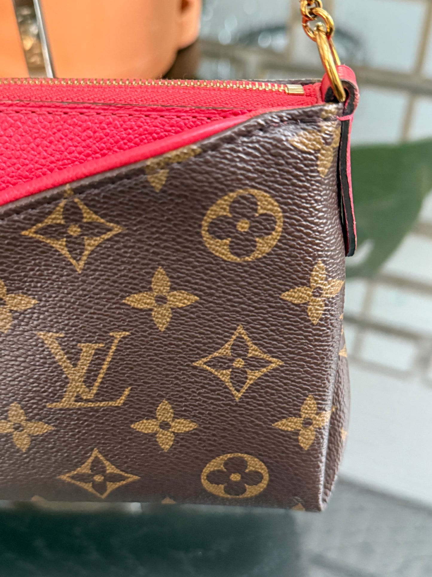 Pallas Clutch w/ Box and Dustbag - ๐๏ธ Year: 2016
