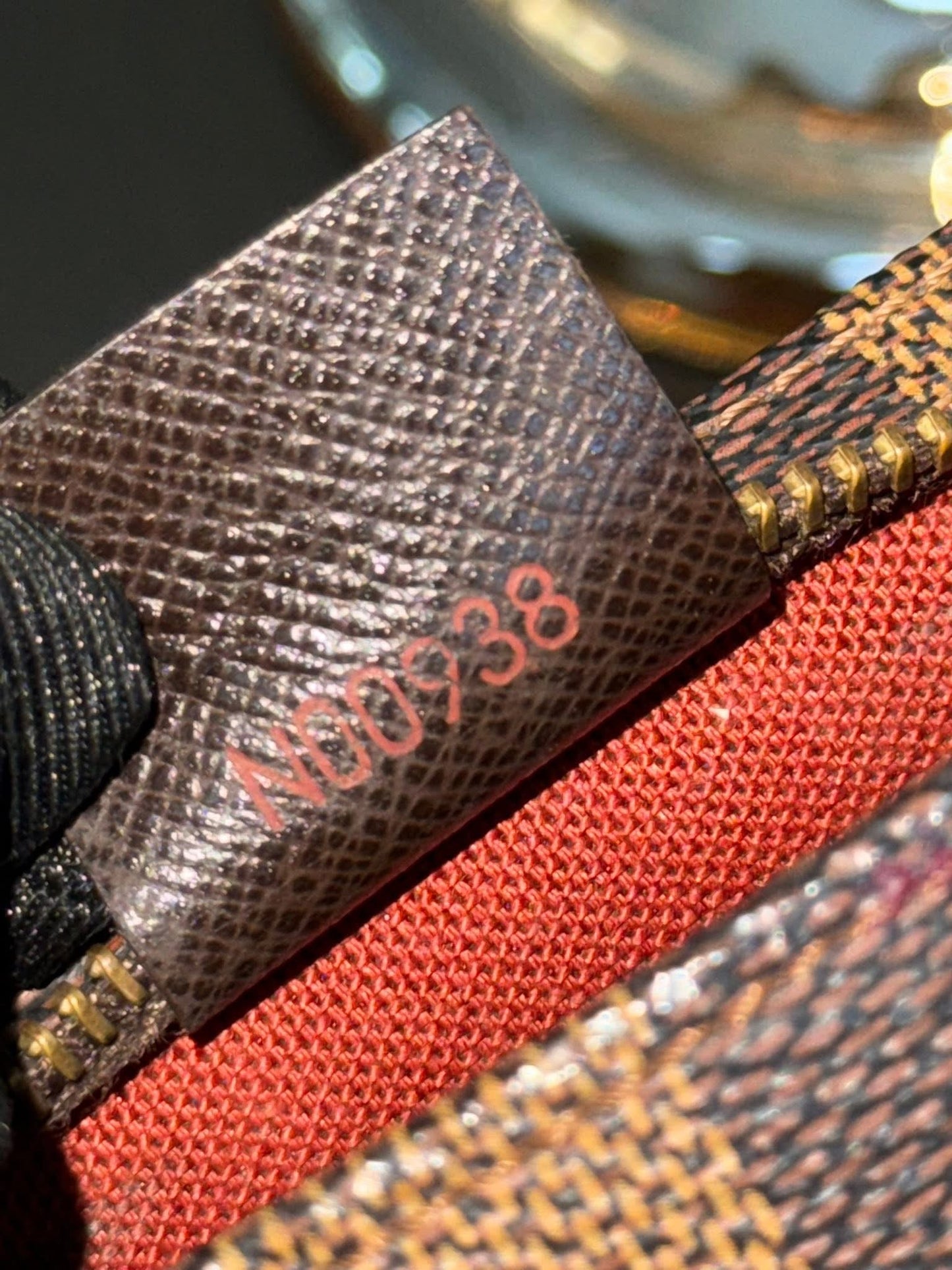 Damier Ebene Trousse Pochette - ๐
Year: 2008