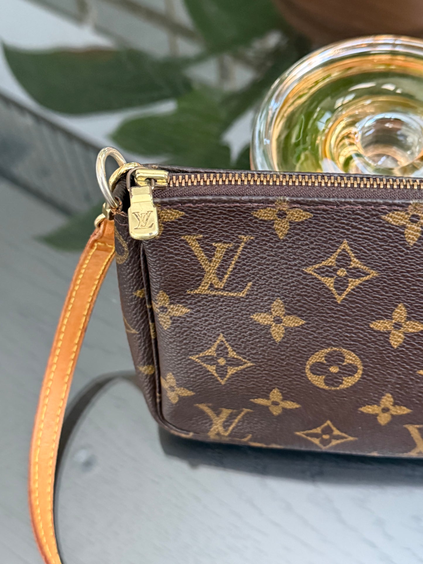 Pochette Accessories with Crossbody Strap - π
Year: 1999