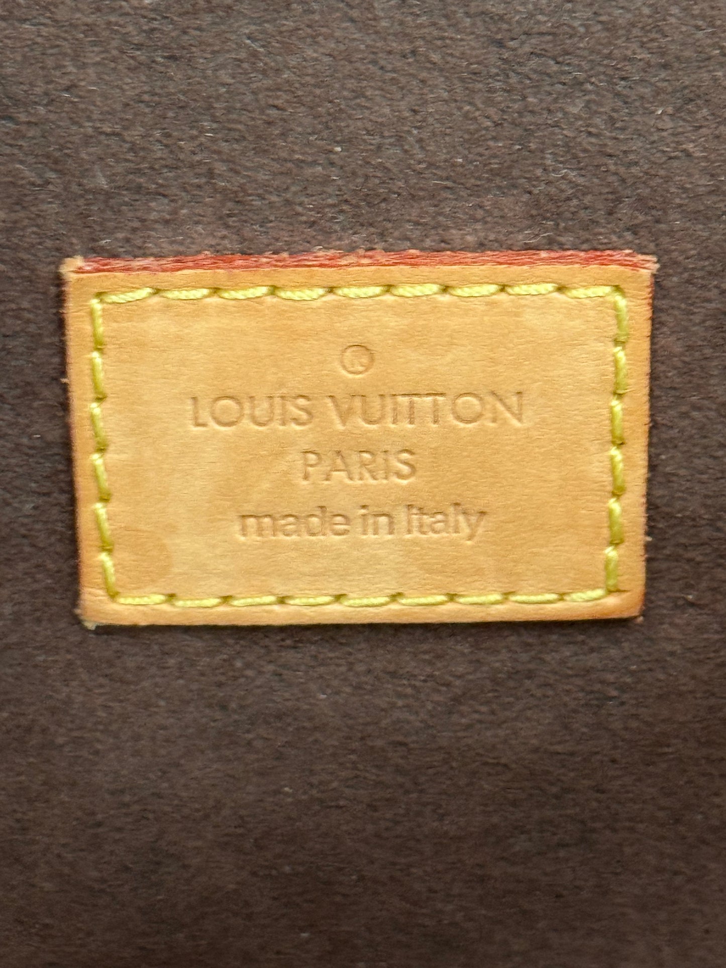 Pochette Metis with Box, Dustbag and Paper bag -Microchip & Authenticed
