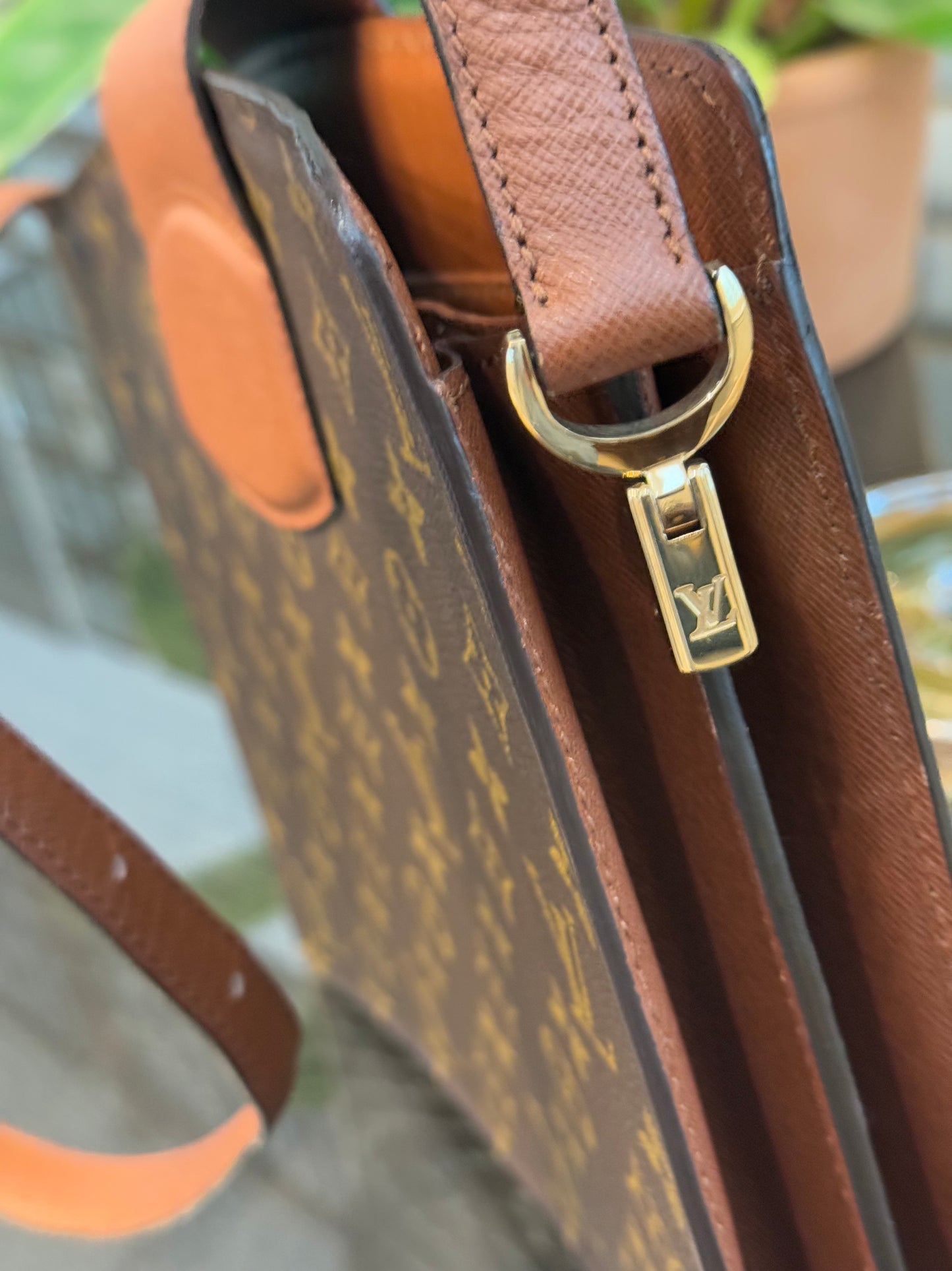 Courcelles Shoulder bag with Dustbag -Year: 1993