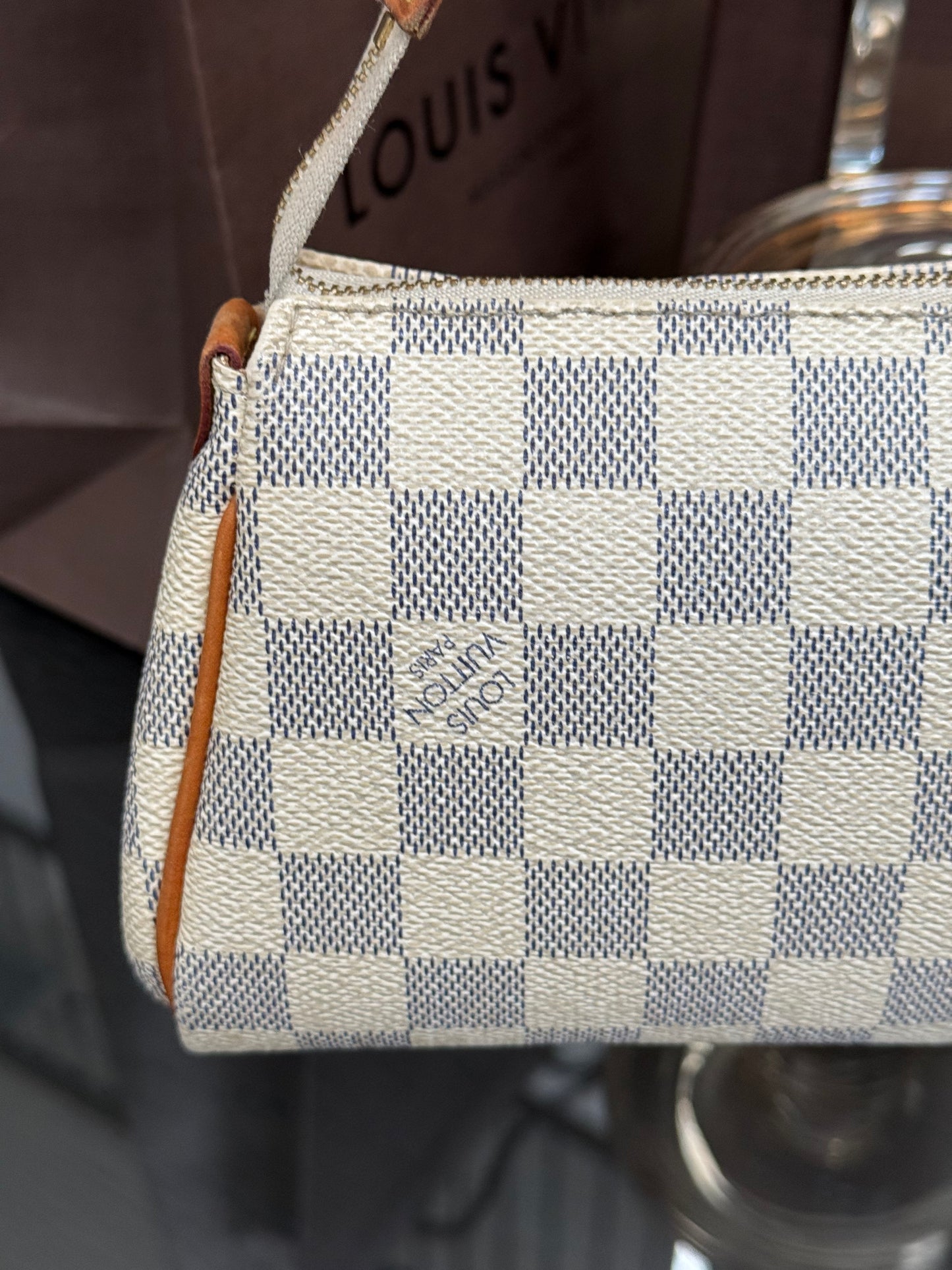 Eva Clutch in Azur with Dustbag , box and Paper bag 🗓️ Year: 2011