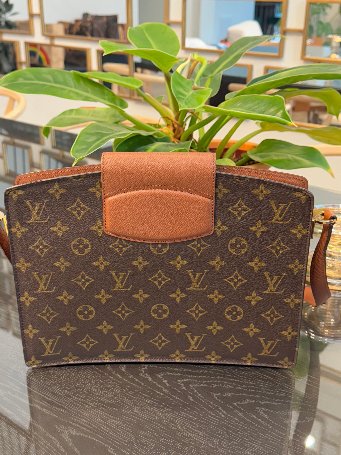 Courcelles Shoulder bag with Dustbag -Year: 1993