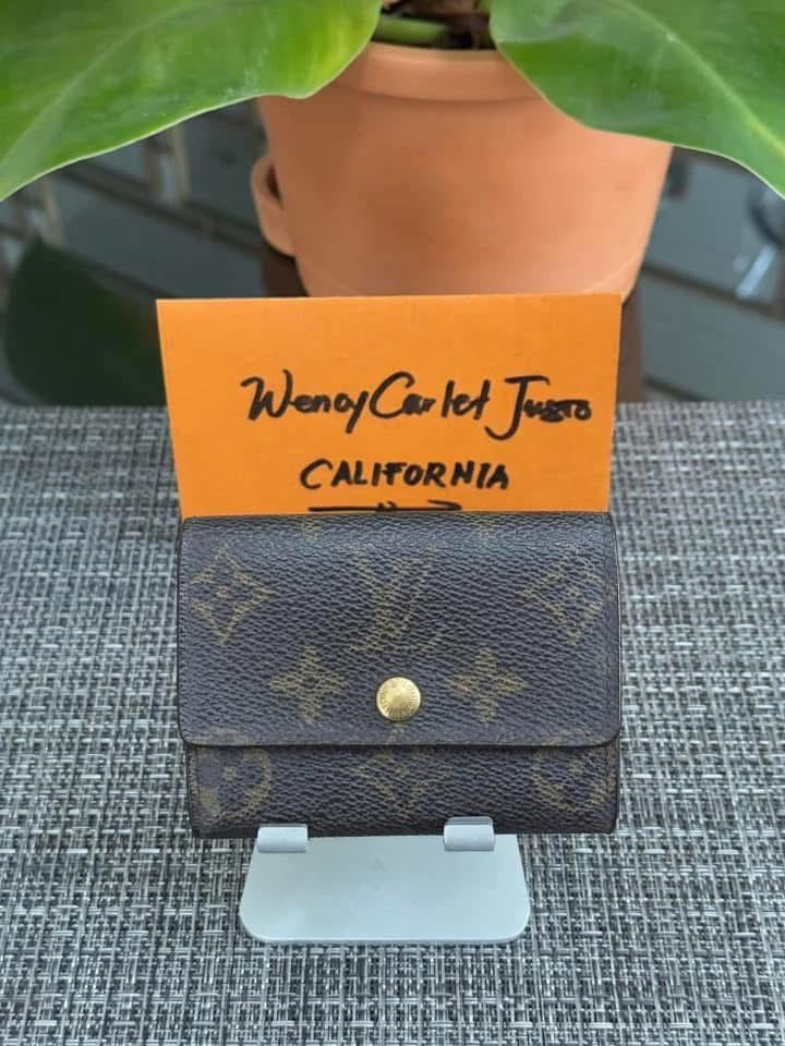 Cardholder Compact Wallet ๐๏ธ Year: 1997