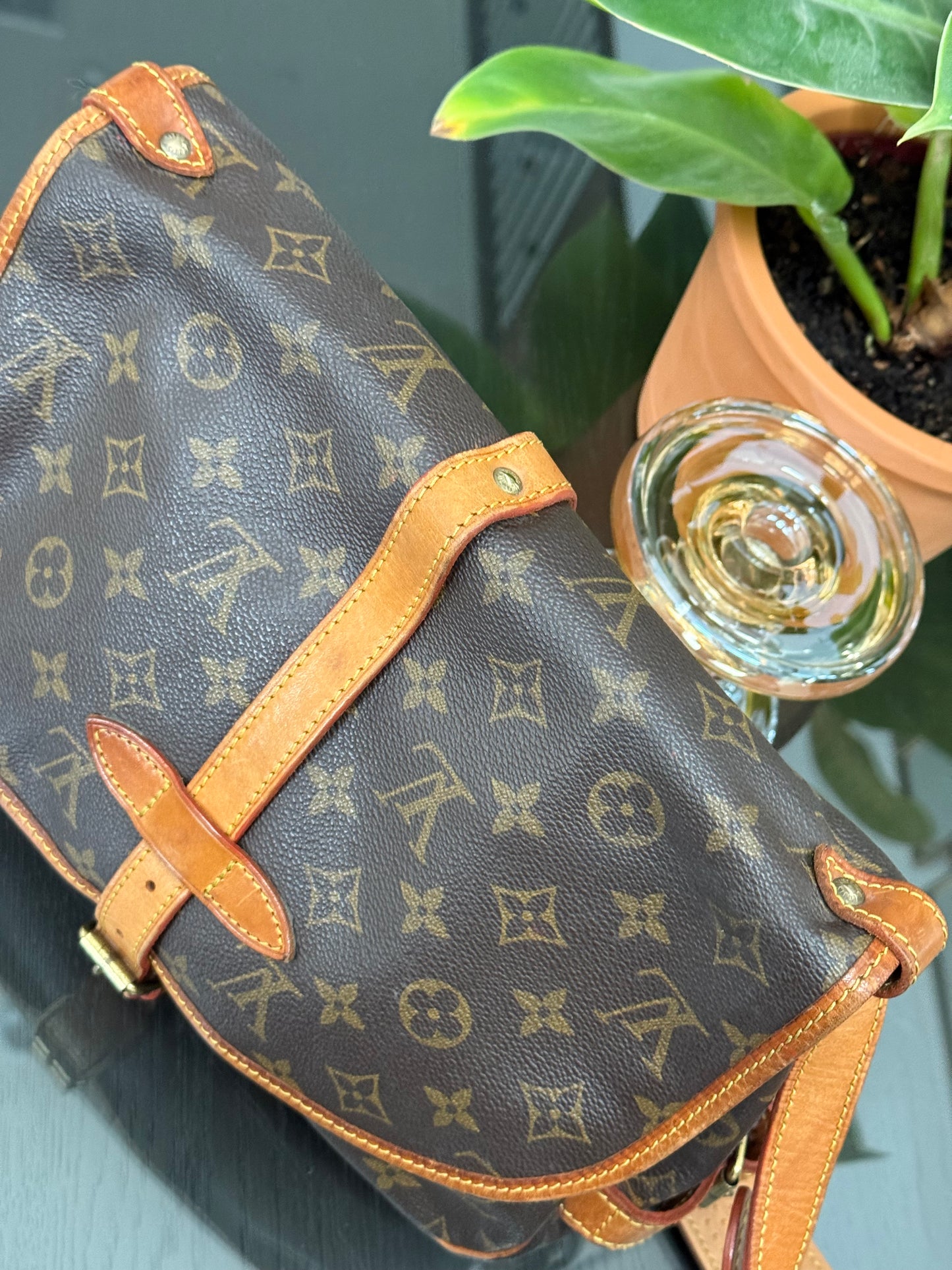 Saumur 30 Crossbody -๐๏ธ Year: 1992
