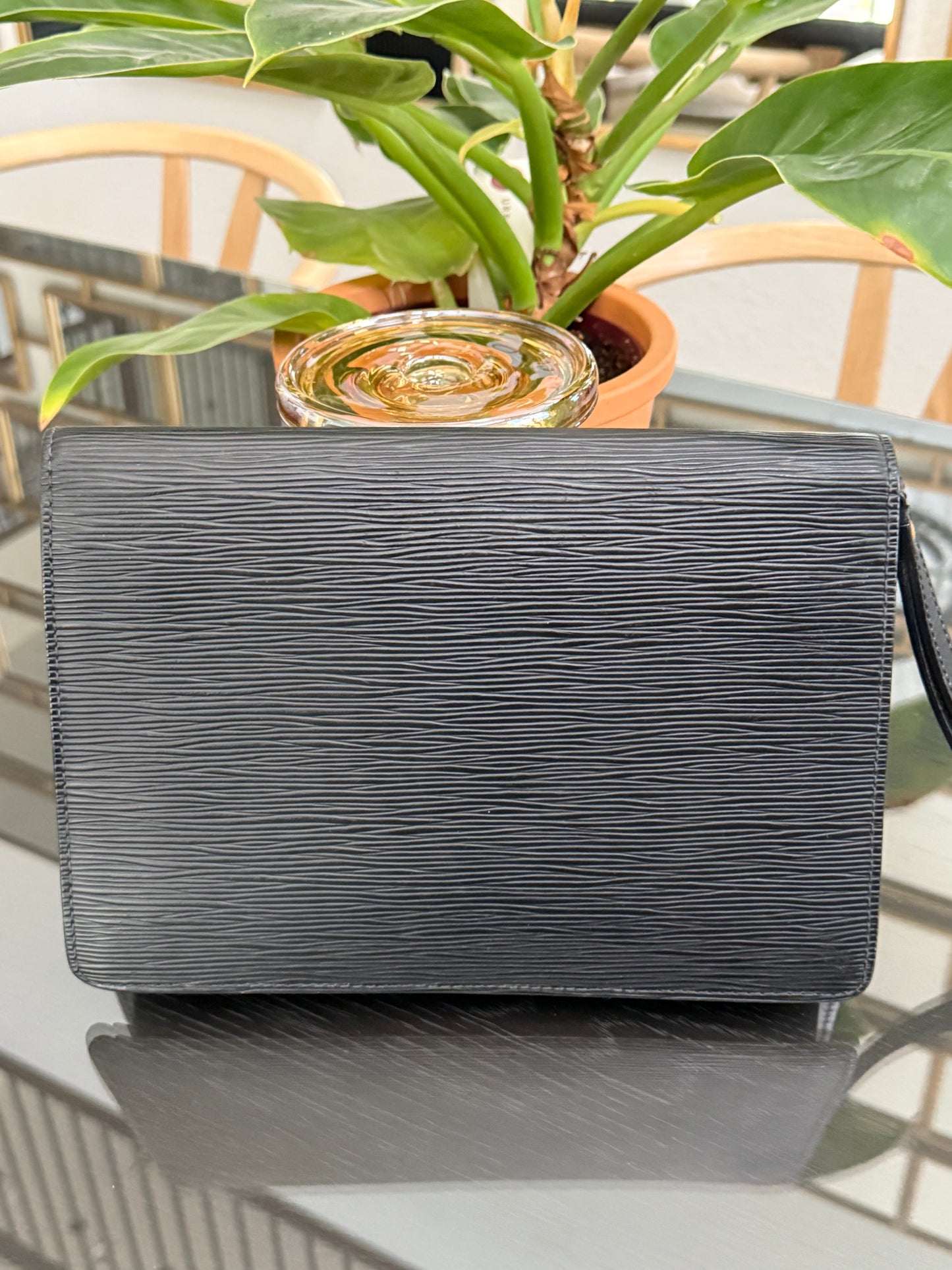 Epi Black Sellier Dragonne Clutch with π Key and Dustbag -ποΈ Year: 2005