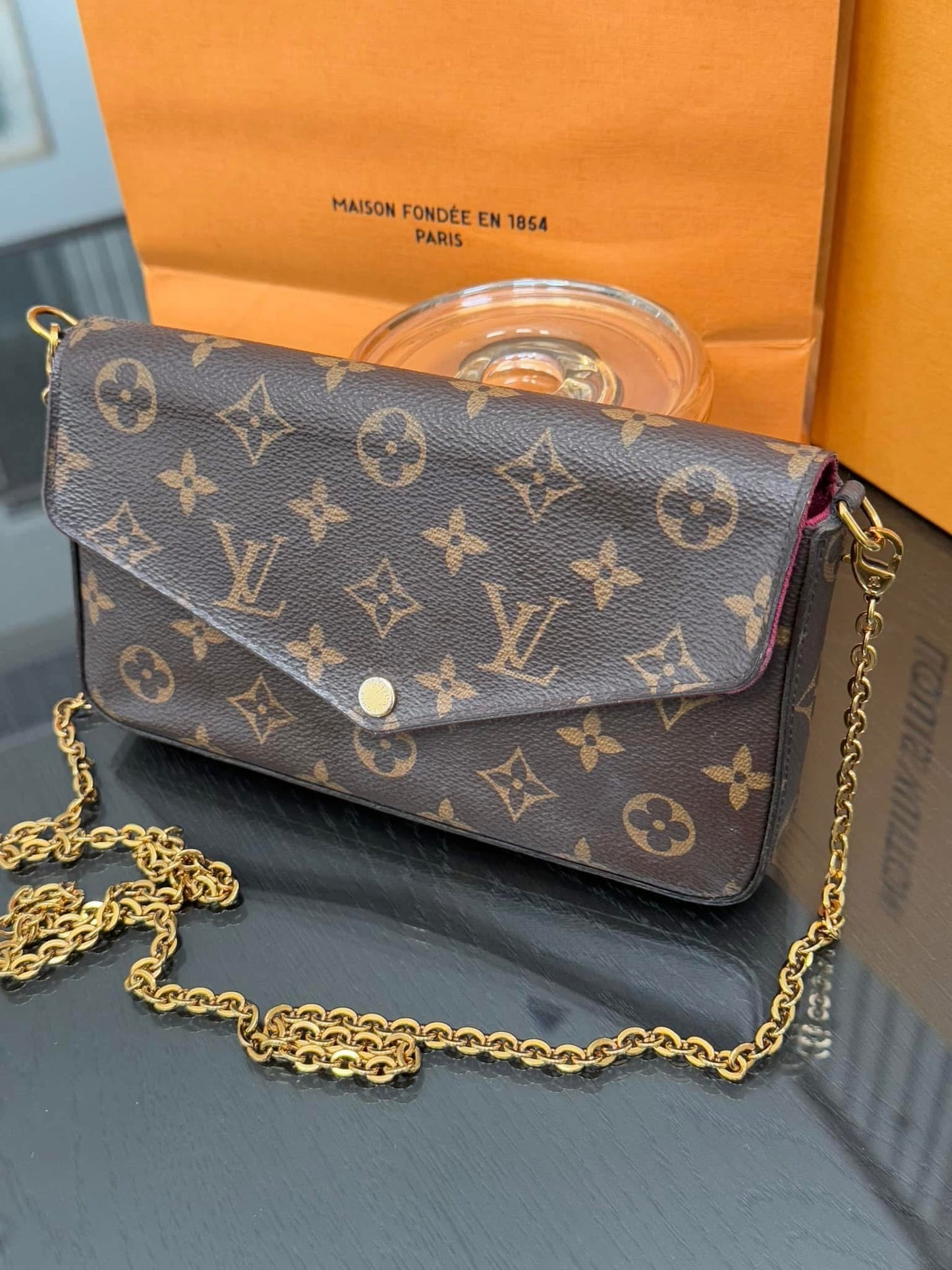 Felicie Pochette Peony with Dustbag, Box and Paper Bag -๐๏ธ Year: 2013