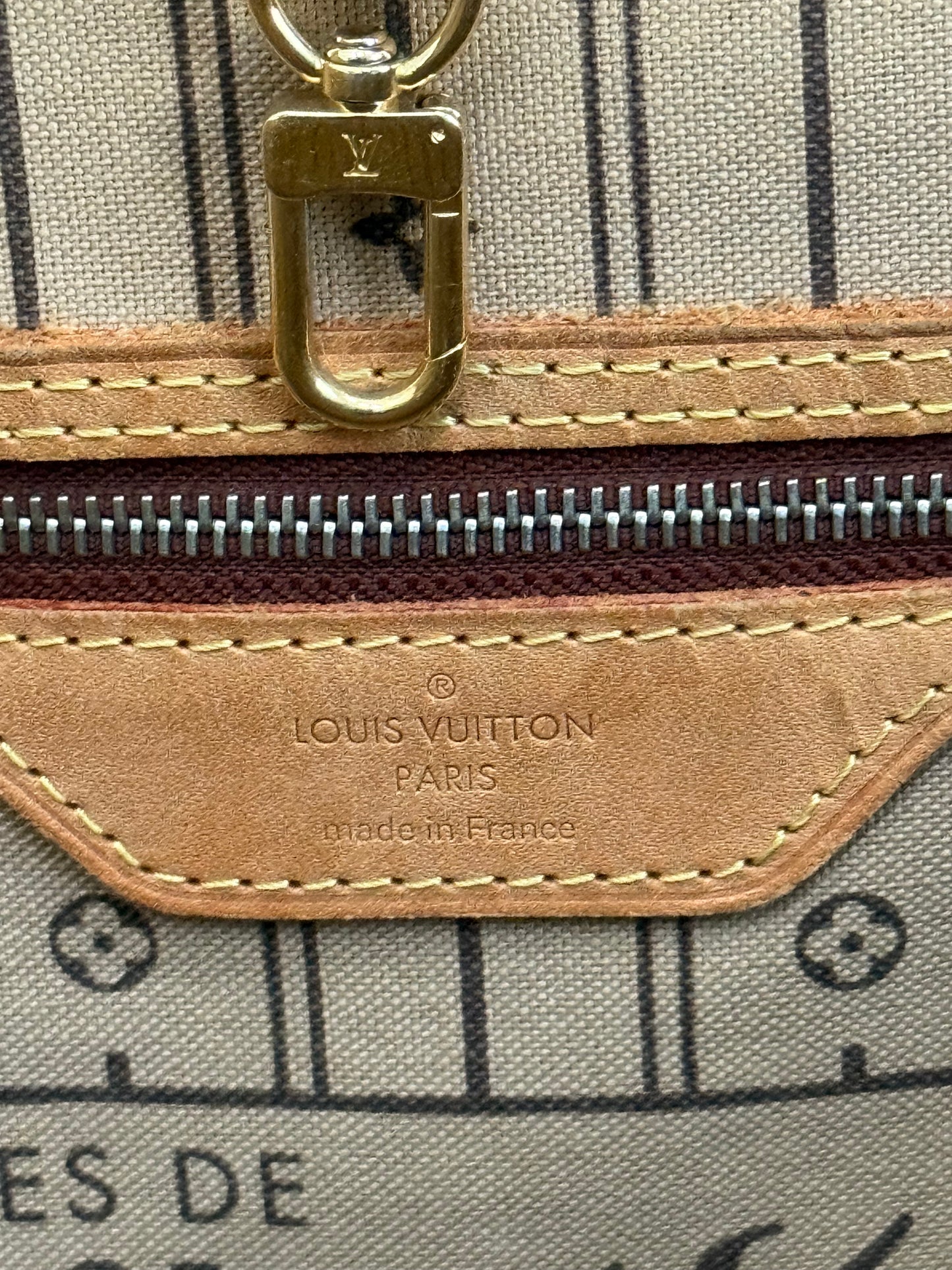 Neverfull MM with Dustbag and Insert Organizer 🗓️ Year: 2008