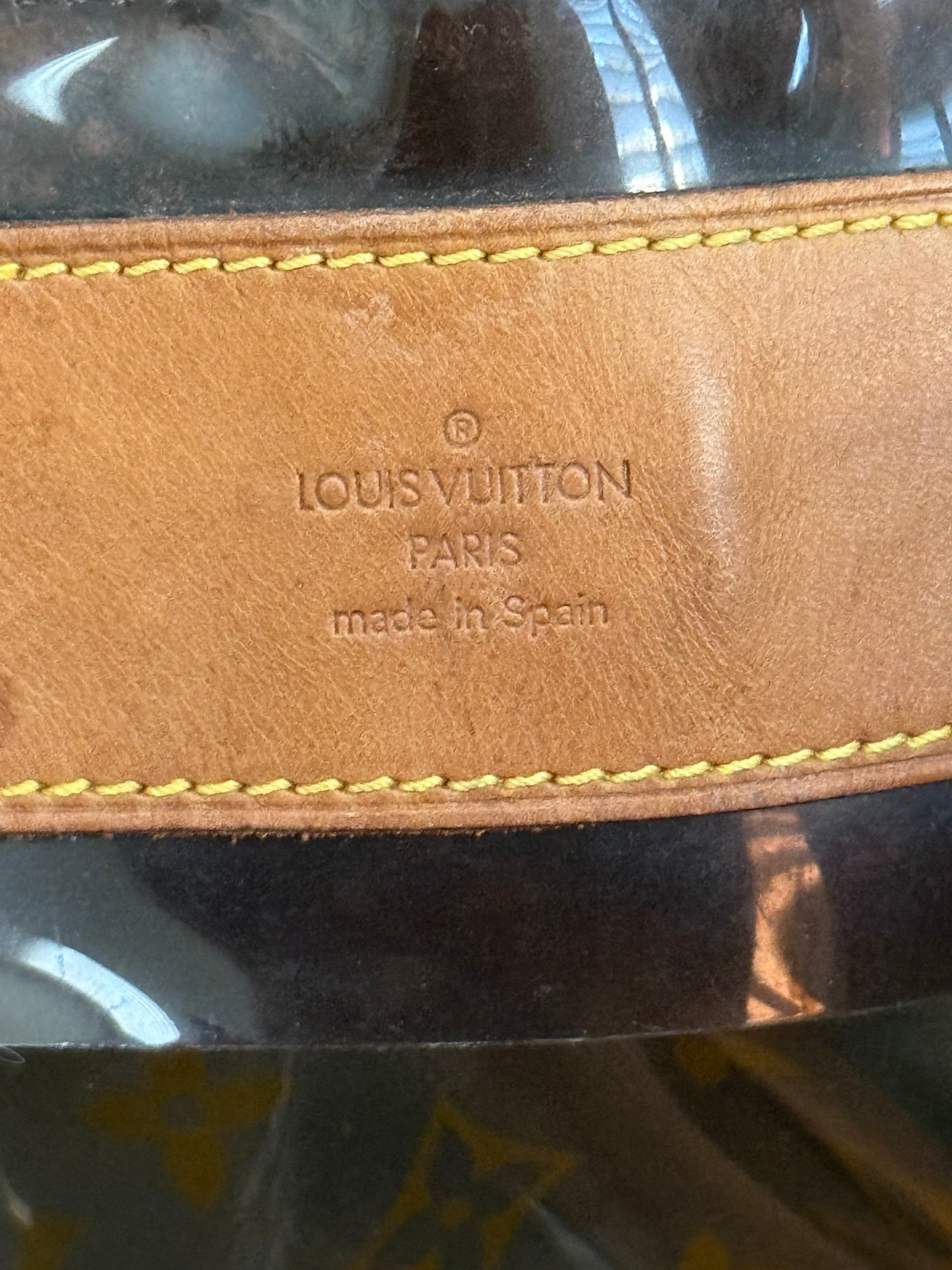 Clear Monogram Vinyl Cabas Cruise GM Tote- ๐
Year: 2000