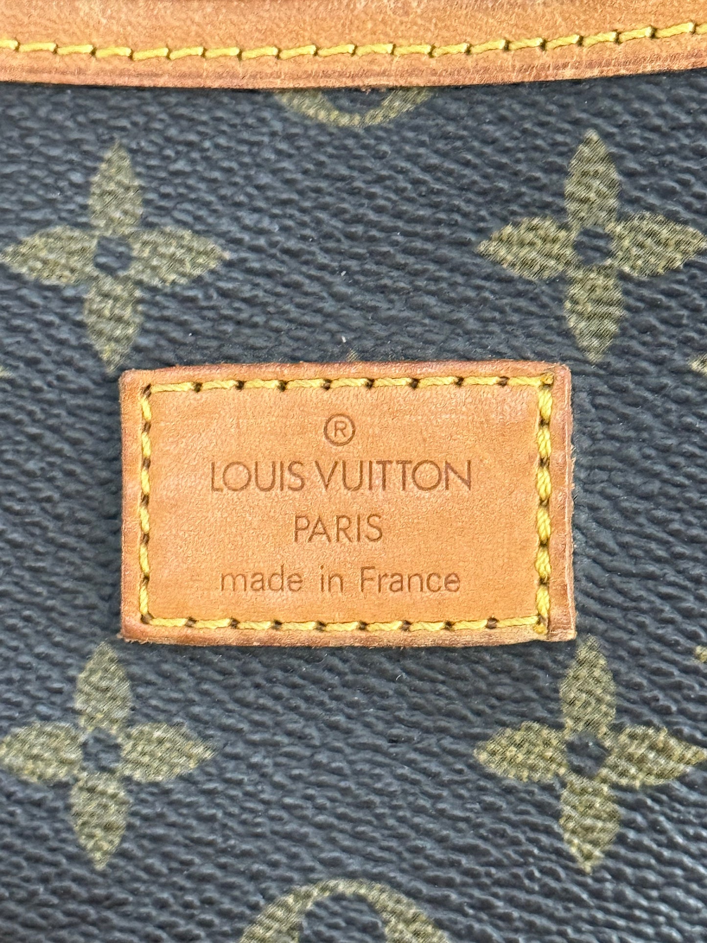 Saumur 35 Crossbody -๐๏ธ Year: 1992
