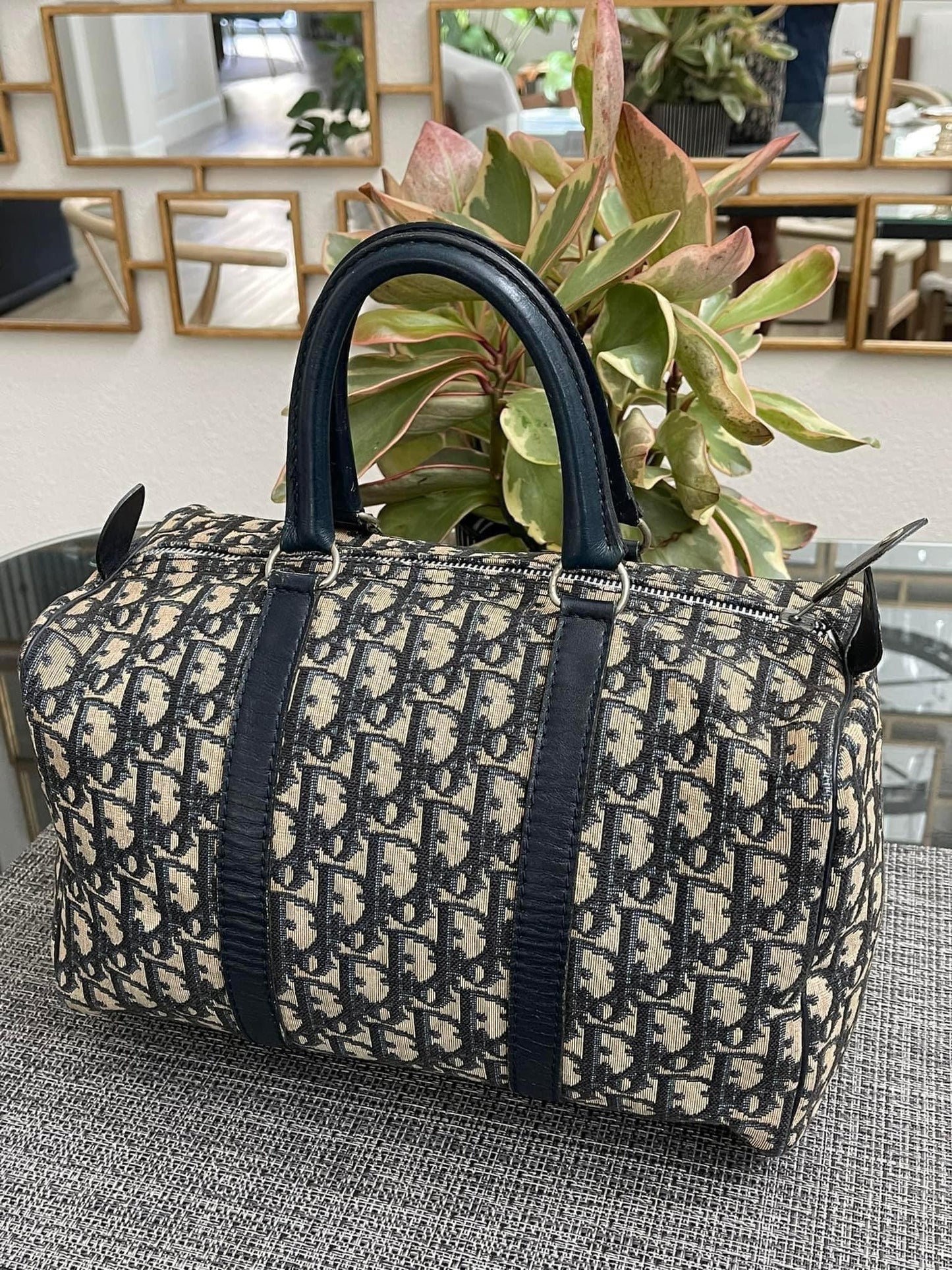 CD Trotter Vintage Boston Bag -Size: 25