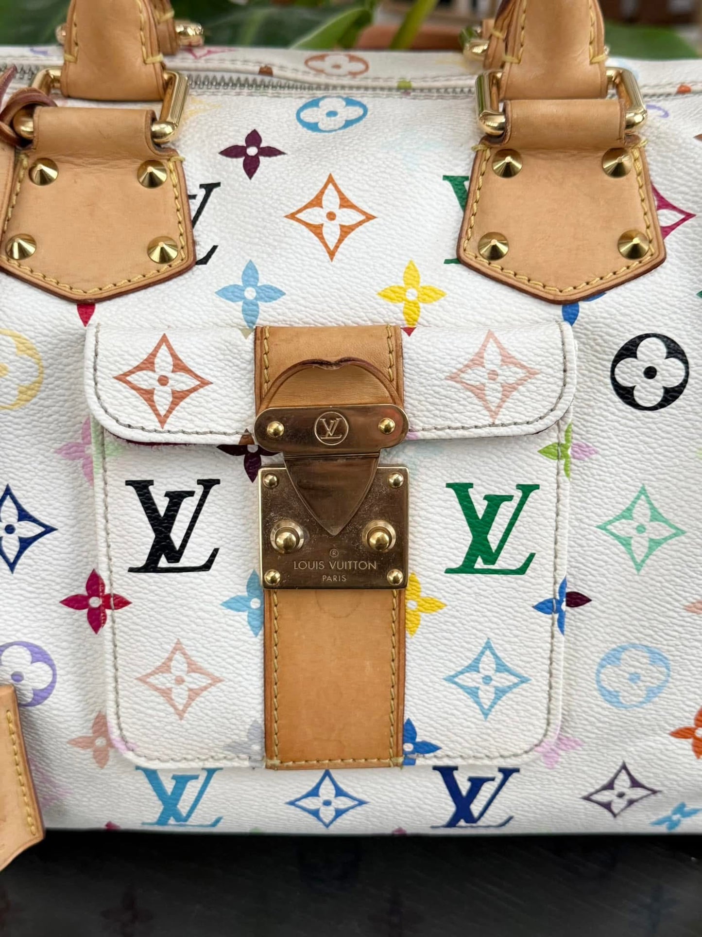 Multicolor Speedy 30 with Dustbag, clochette and keys π π
Year: 2007