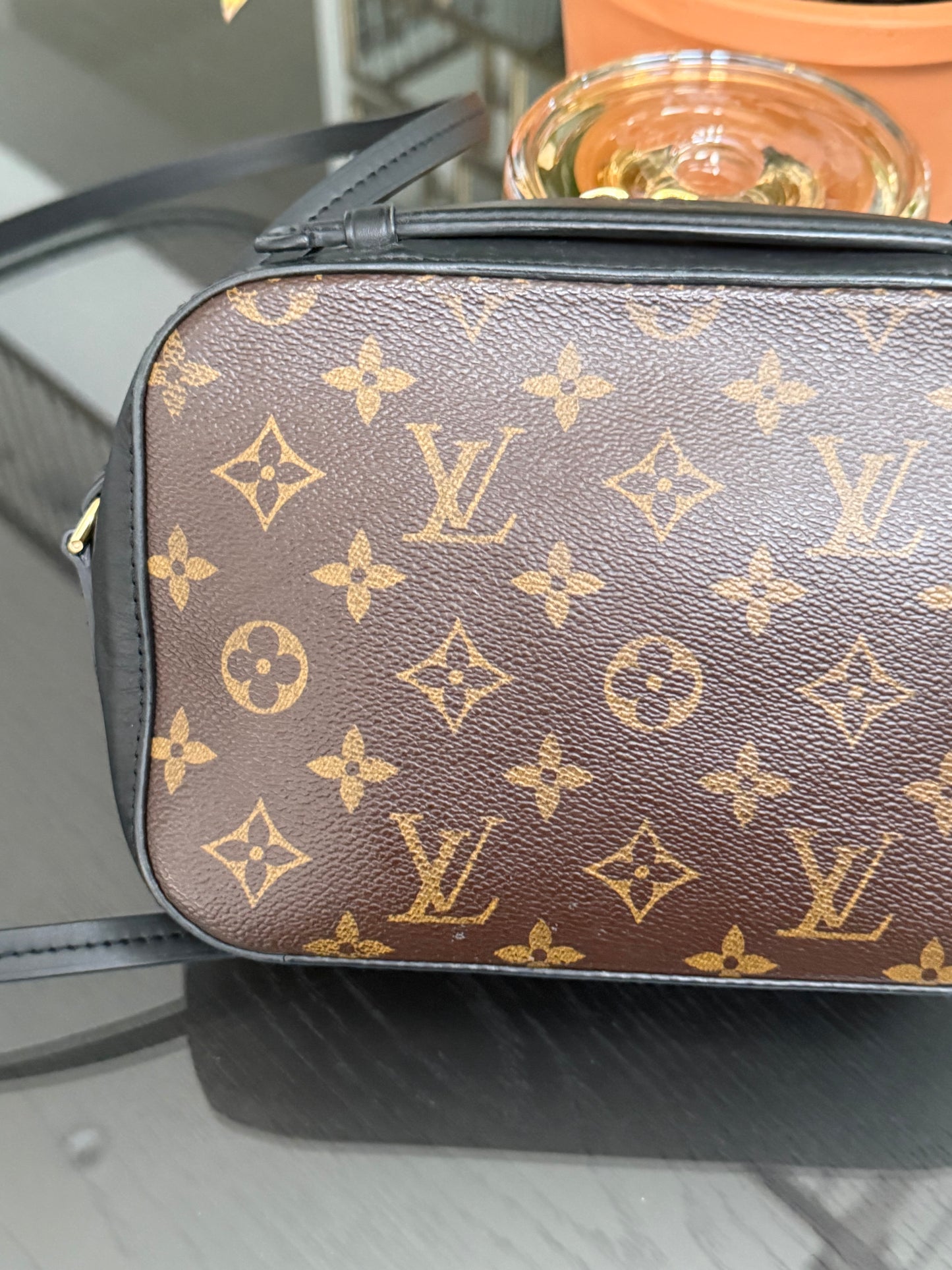 Saintonge Monogram Noir Crossbody -🗓️ Year: 2018