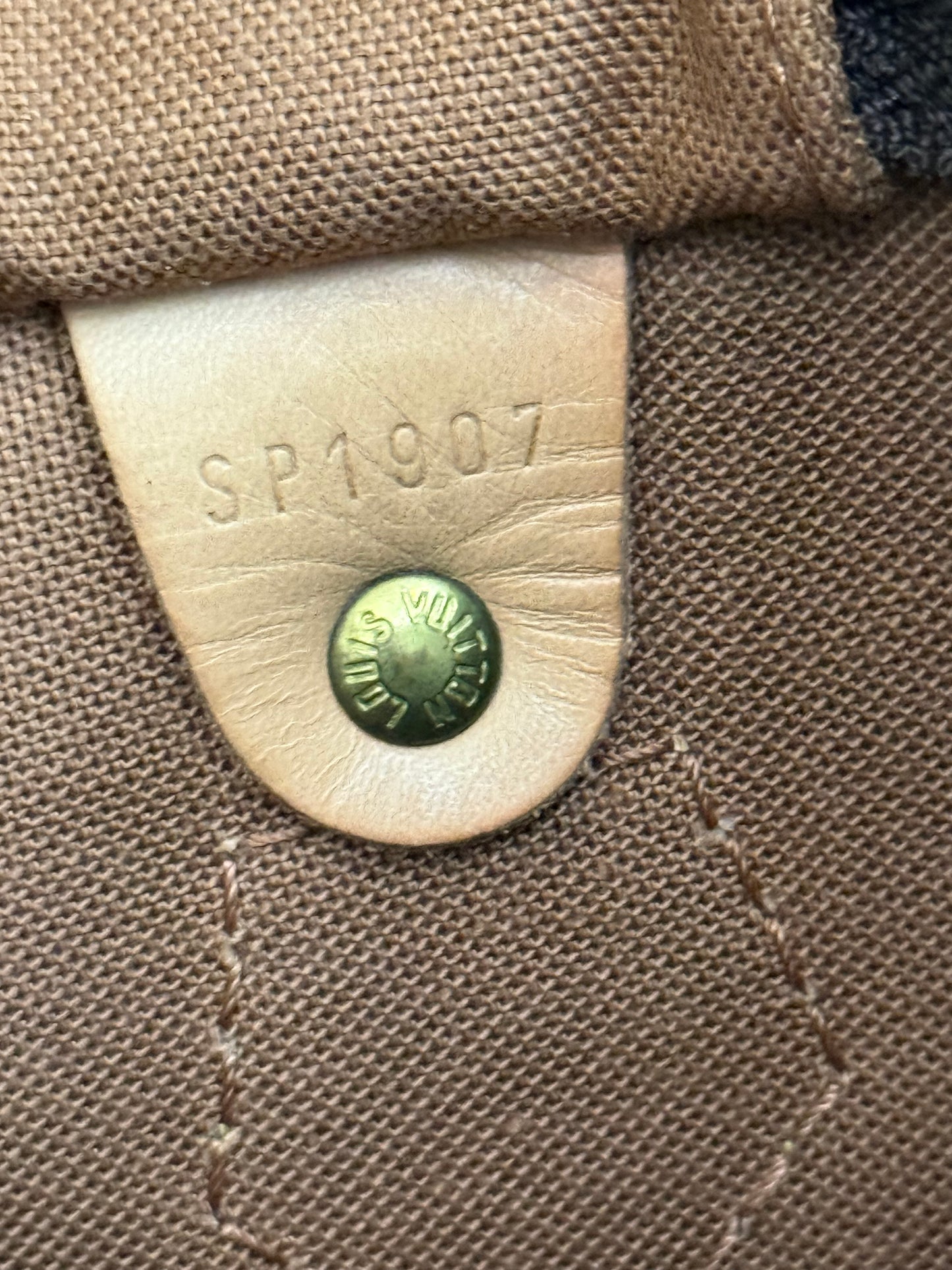 Speedy 35 with lock ๐and key - ๐
Year: 1997