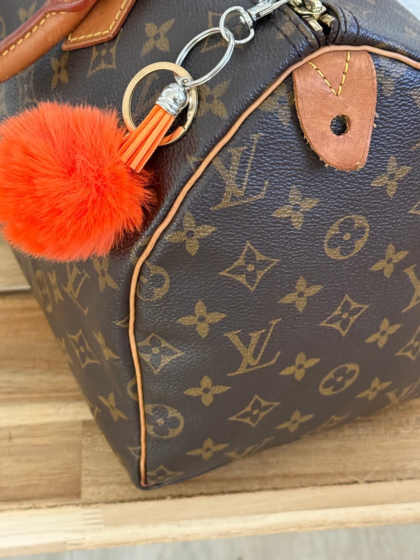 Speedy 30 with π Lock & Key - π
Year: 1994