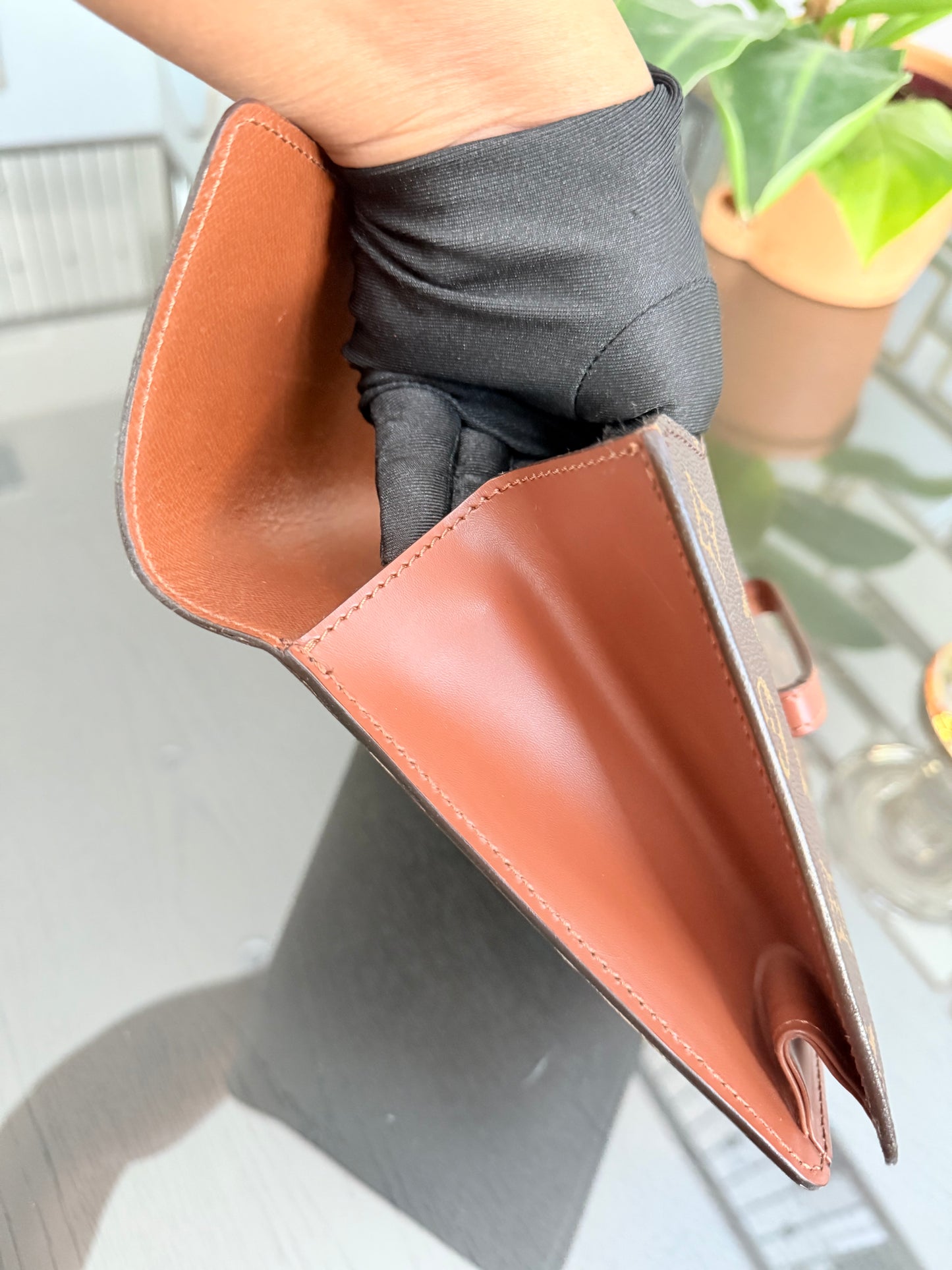 Chaillot Clutch w/ Dustbag 🗓️ Year: 1987