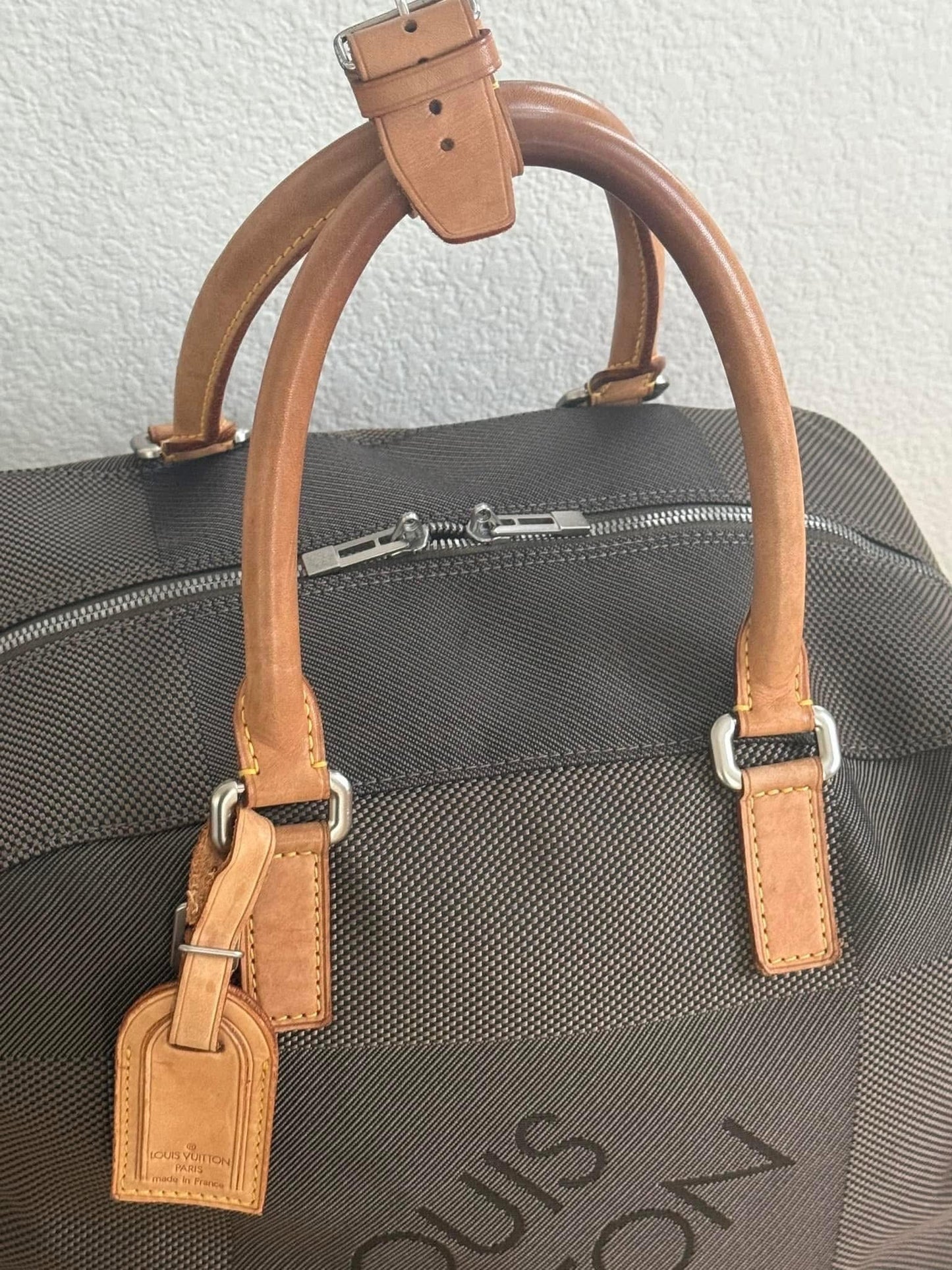 Damier Geant Aventeur Sport/Travel Bag -Year: 2004