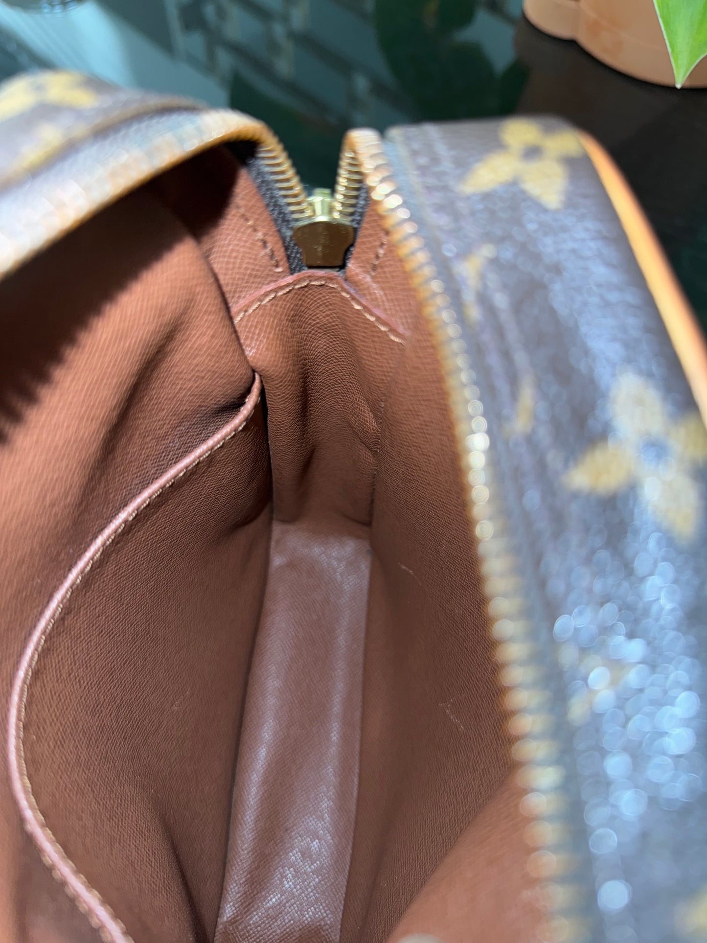 Amazon Crossbody Bag -Year: 1997