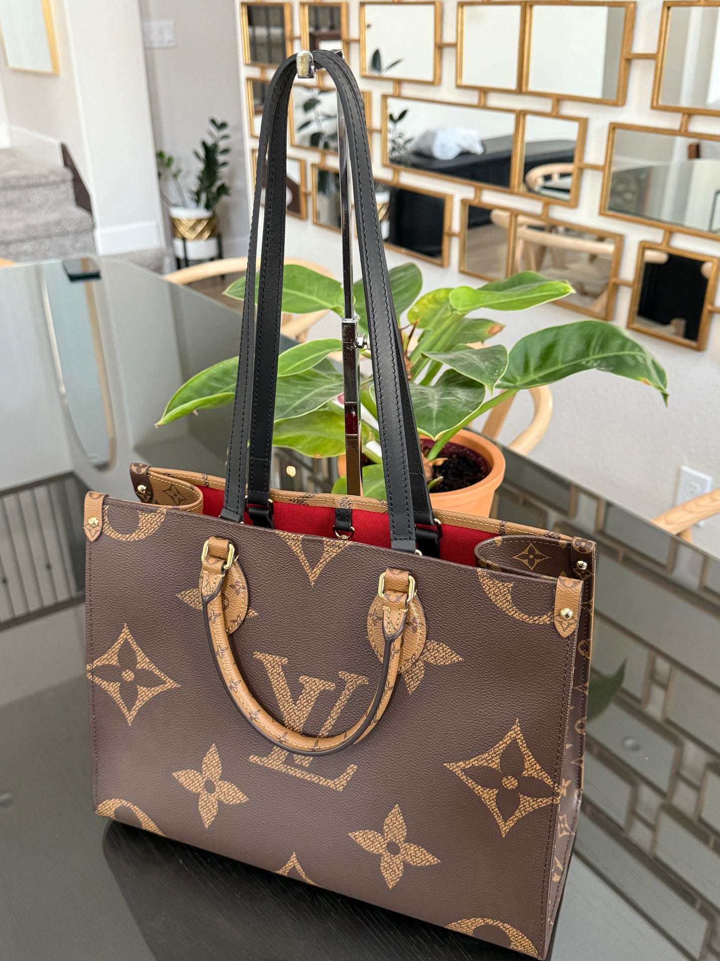 On The Go MM in Monogram with Dustbag -Microchip