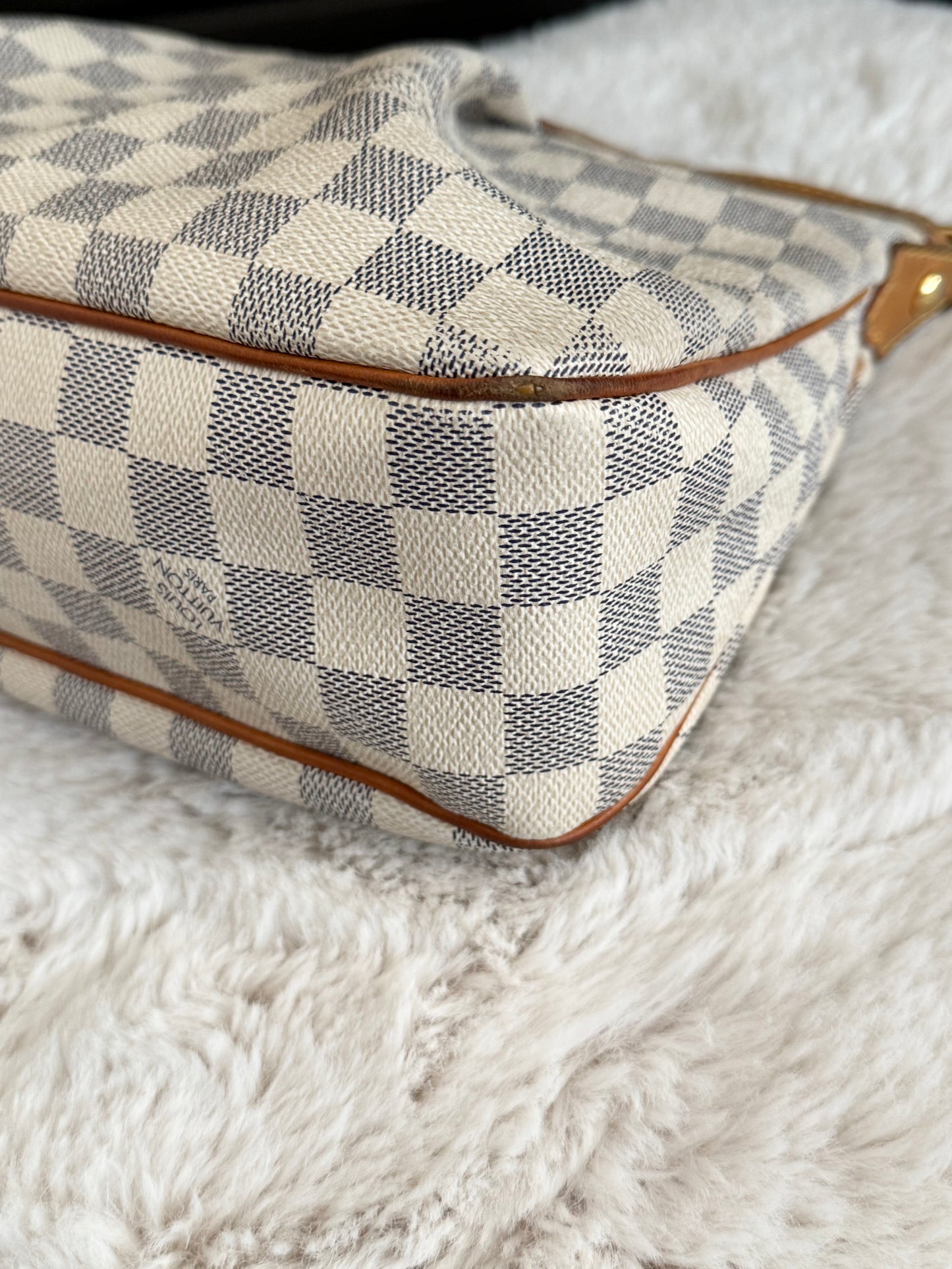 Siracusa PM Crossbody - Year 2012