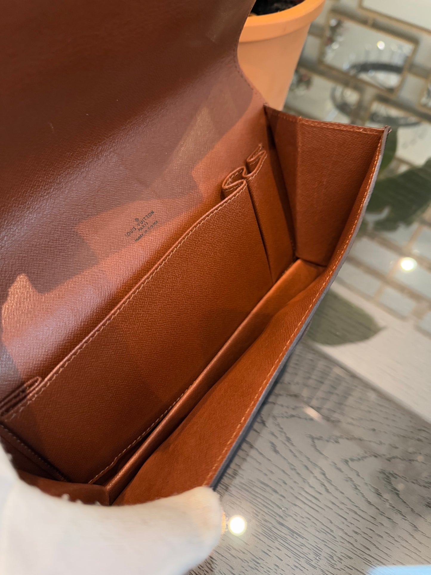 Chaillot Clutch w/ Dustbag -Year: 1987