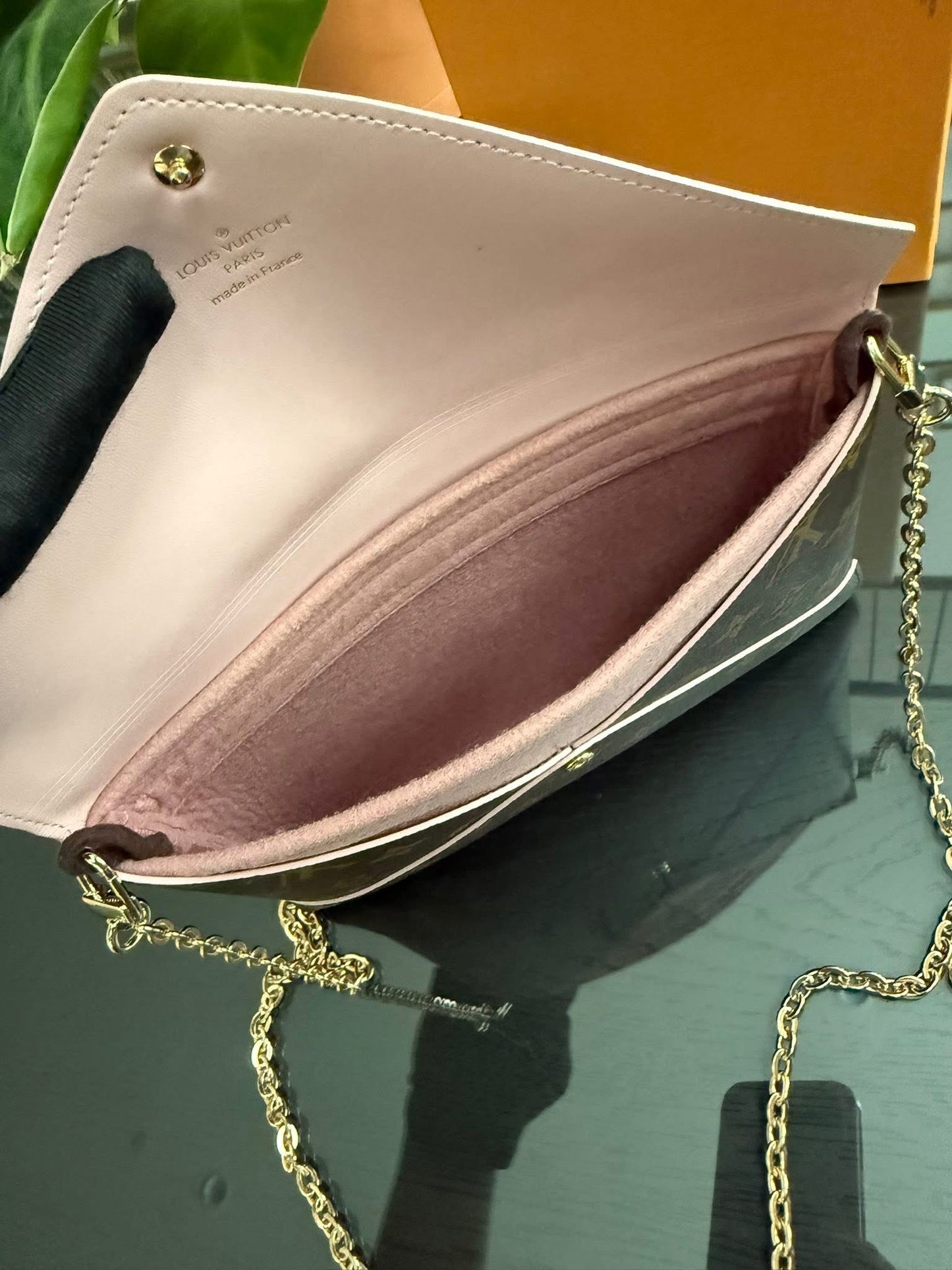 Kirigami Pouch Large - Microchip